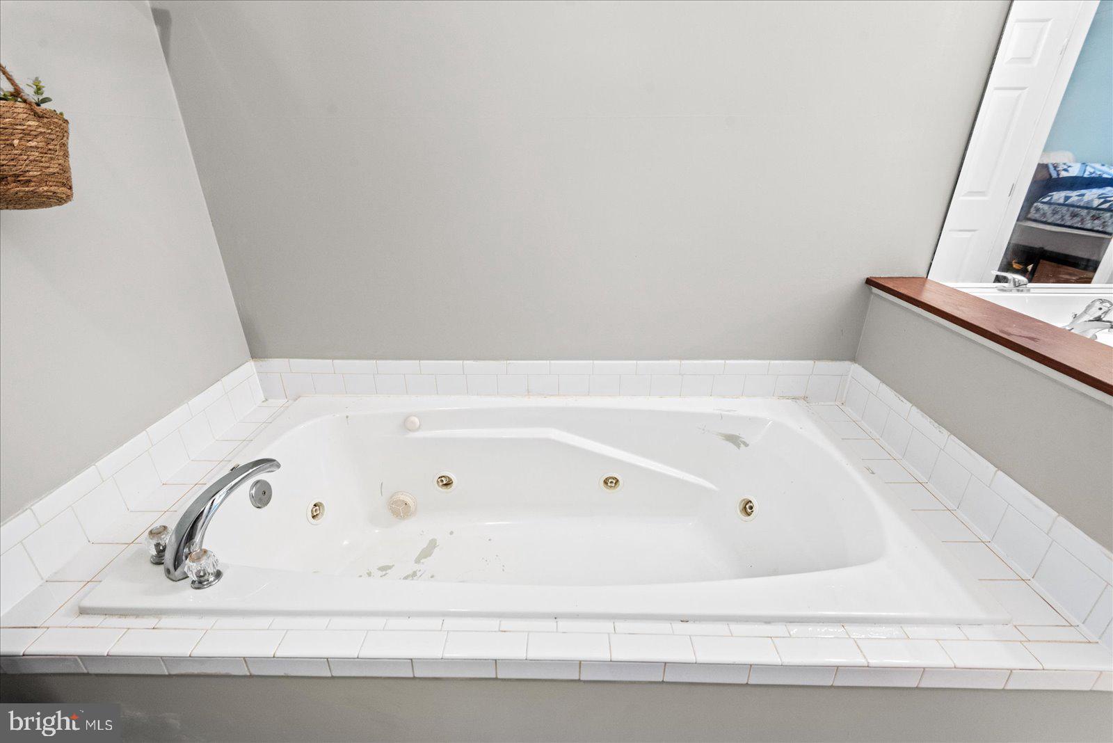 LAKE LAND OR - Residential