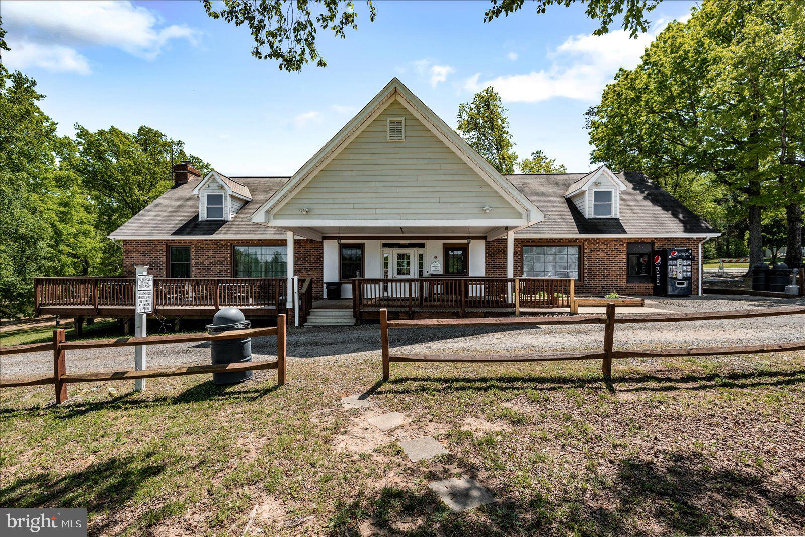 LAKE LAND OR - Residential