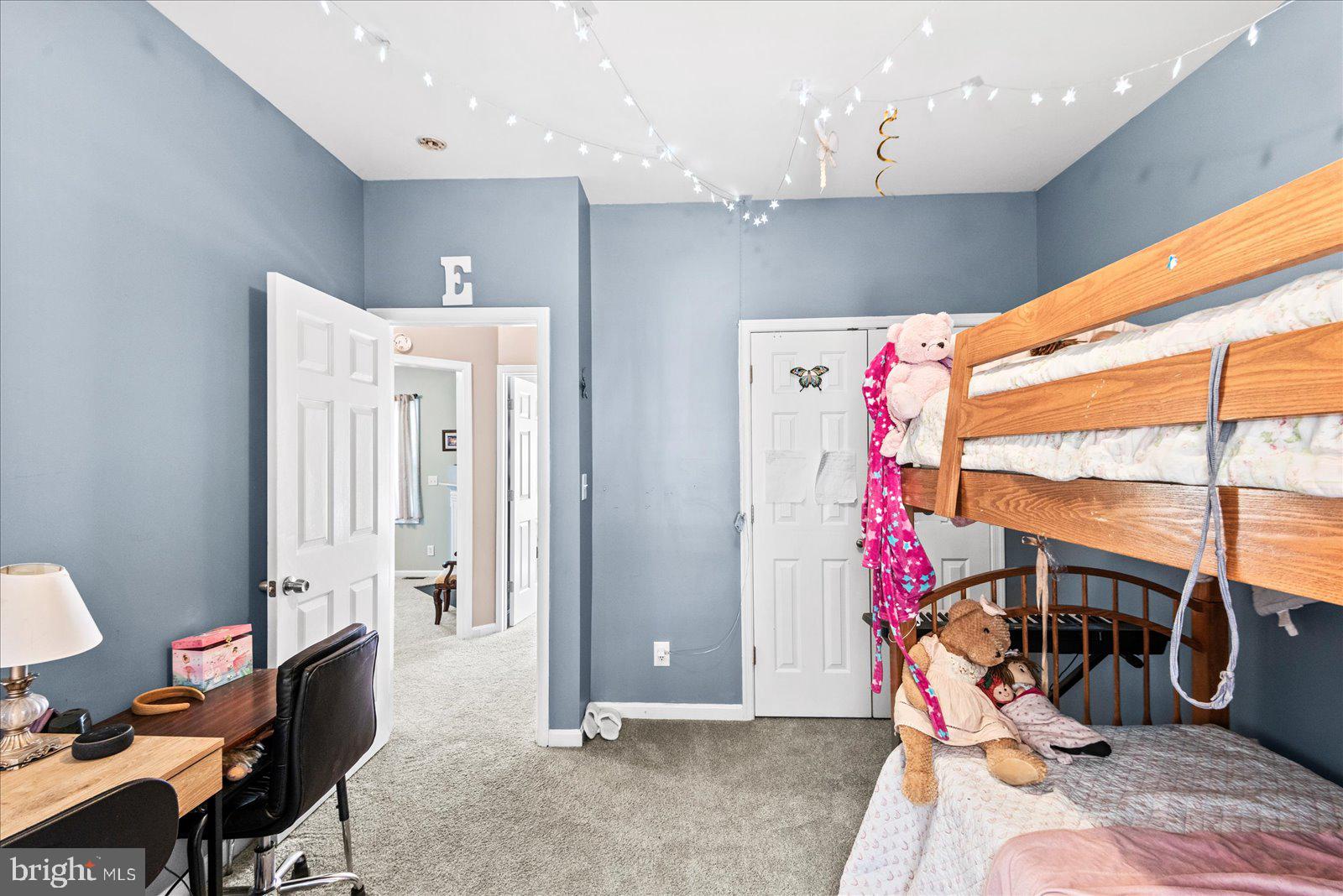 LAKE LAND OR - Residential