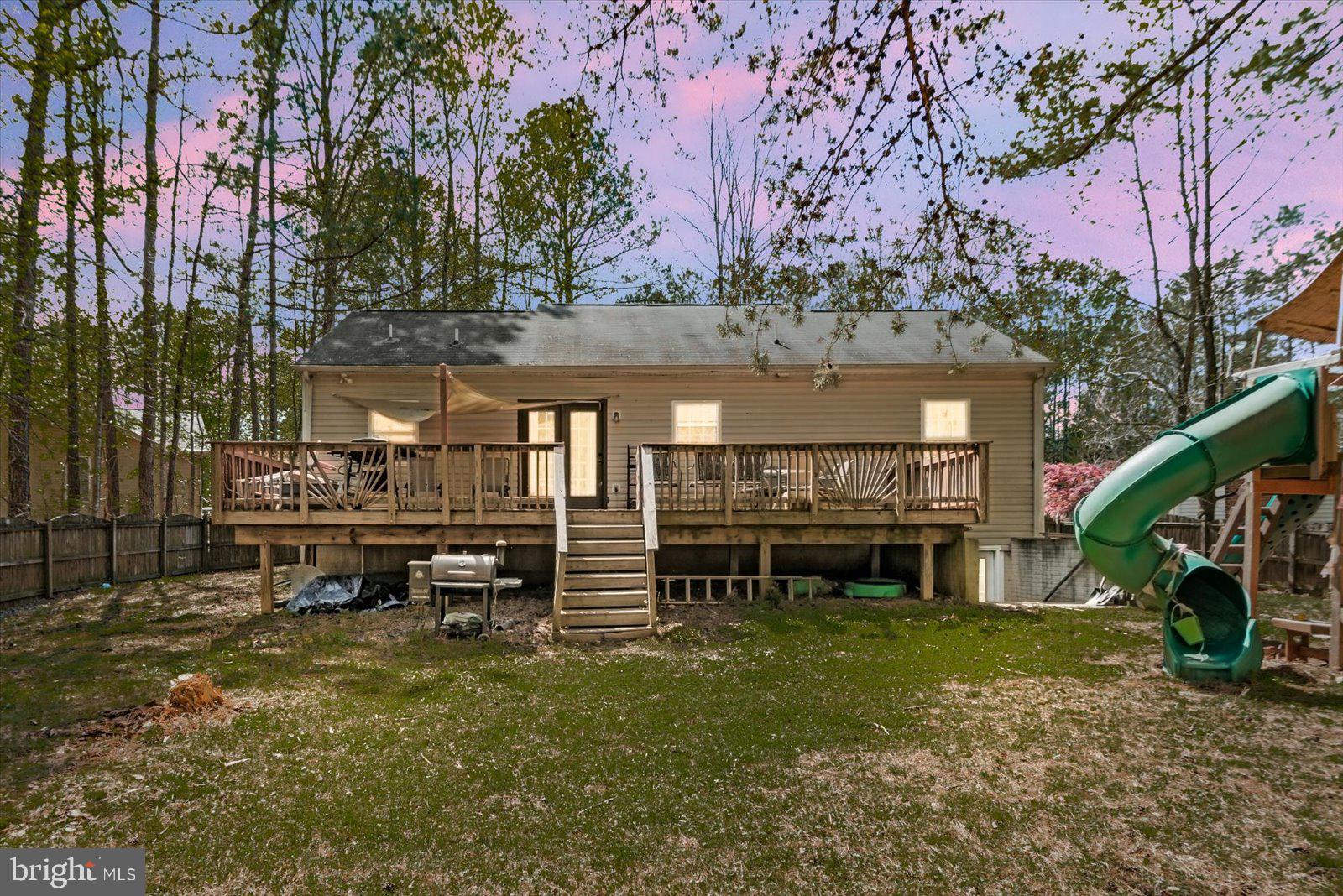 LAKE LAND OR - Residential