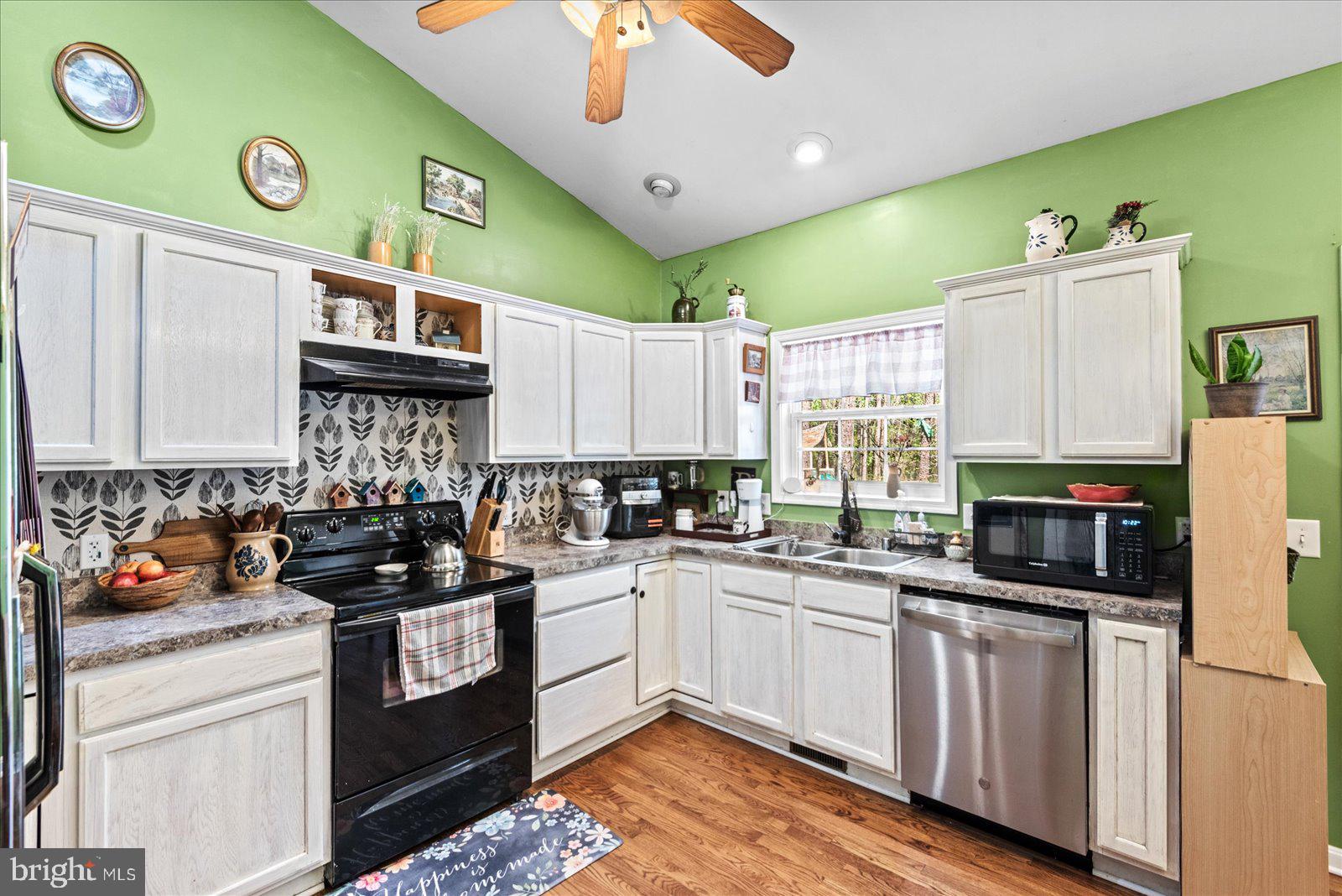 LAKE LAND OR - Residential