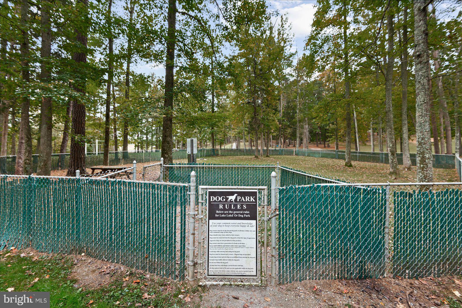 LAKE LAND OR - Residential