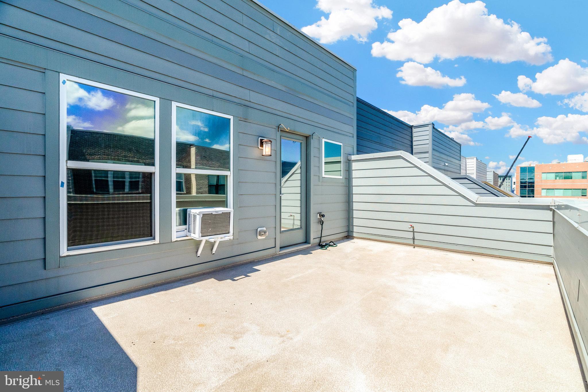 METROPARK AT ARROWBROOK - Residential