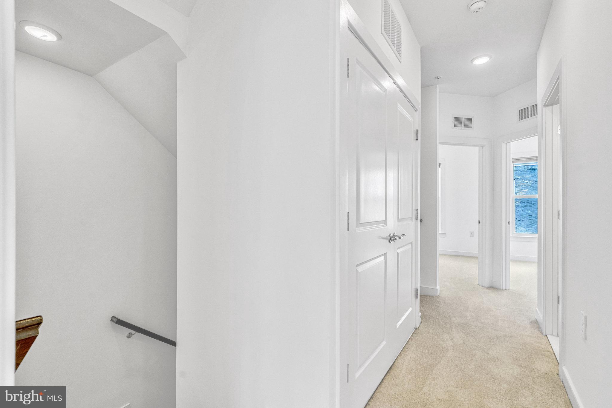 METROPARK AT ARROWBROOK - Residential