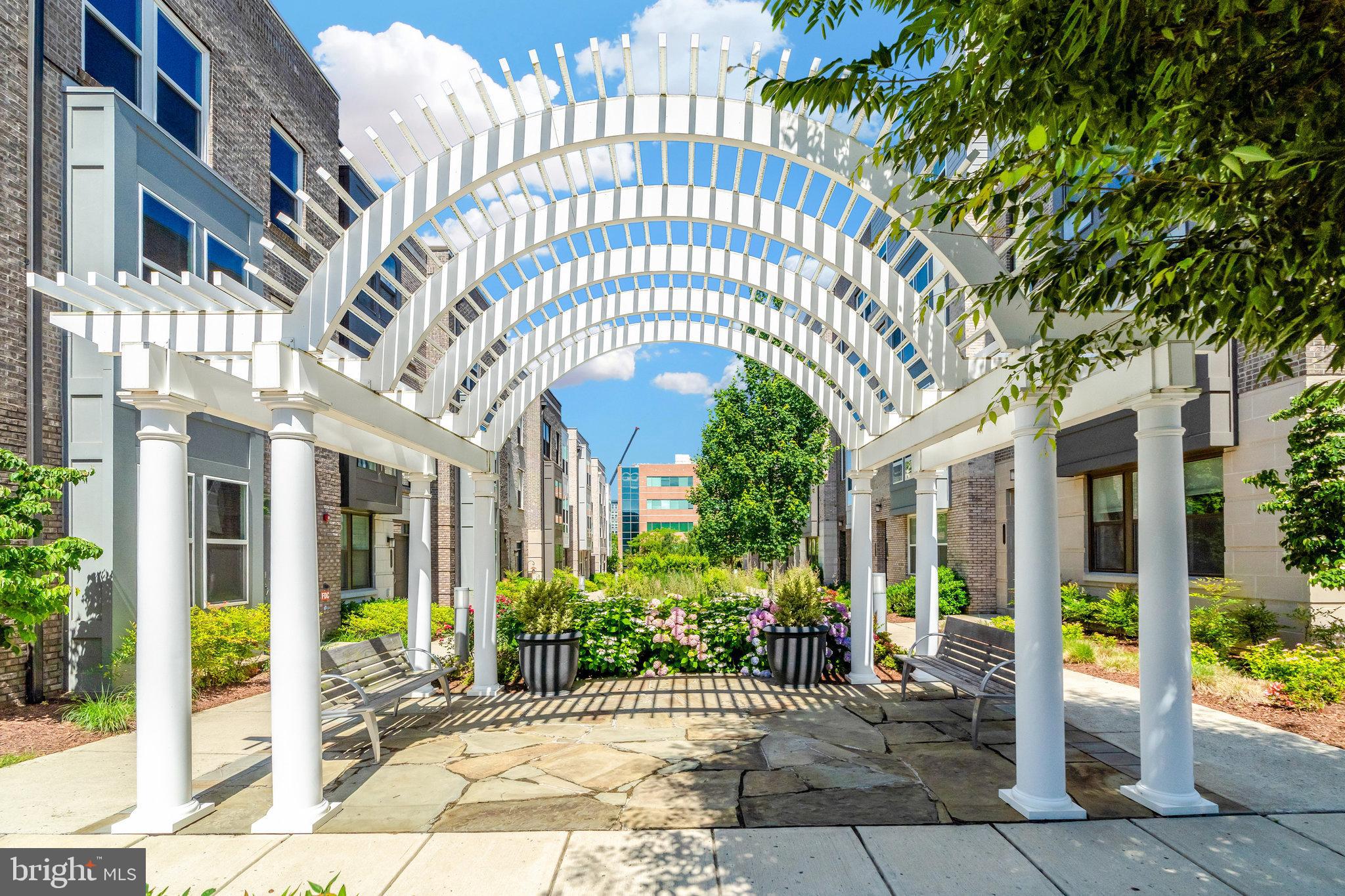 METROPARK AT ARROWBROOK - Residential