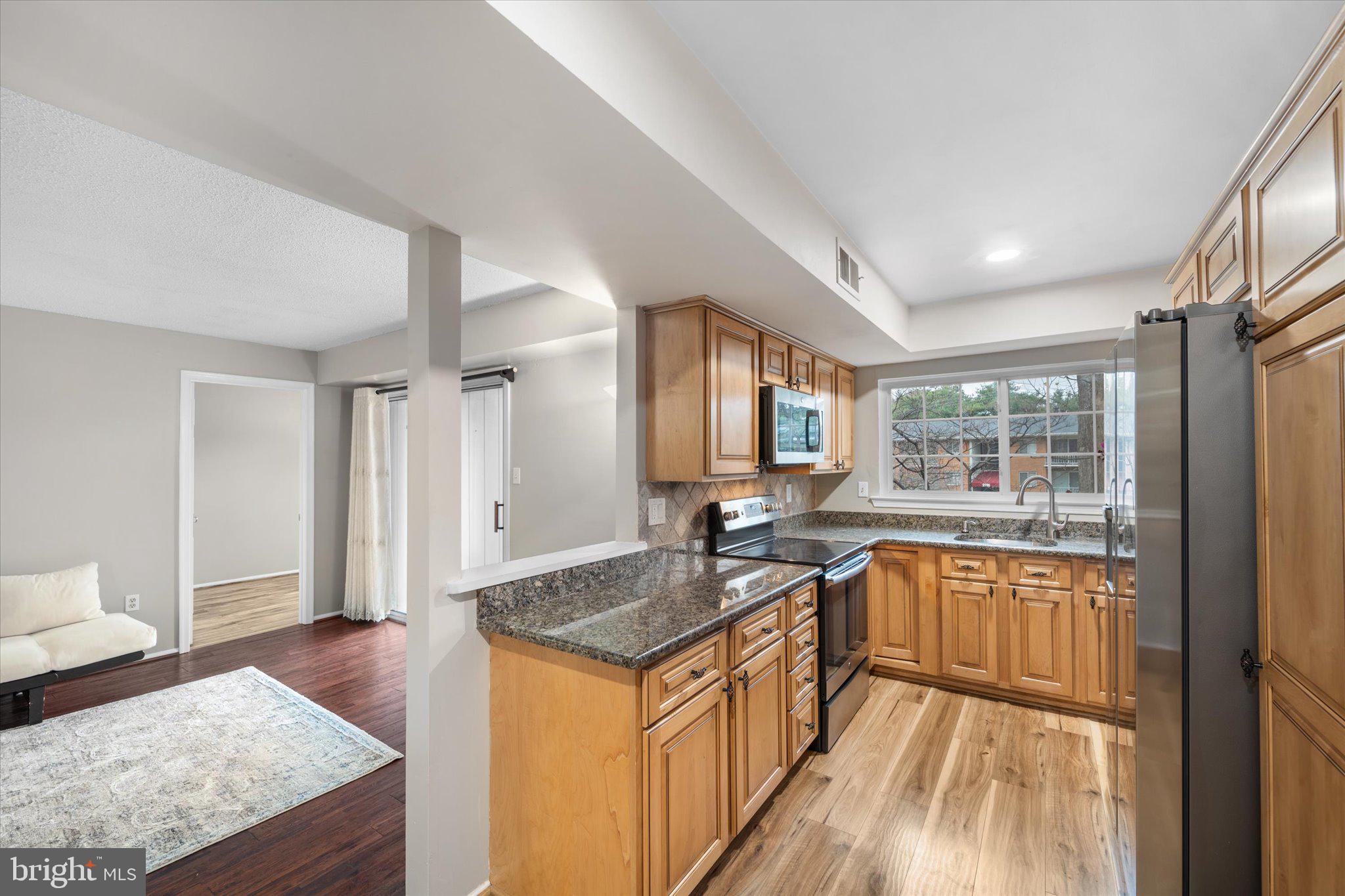 7756 NEW PROVIDENCE DRIVE 16