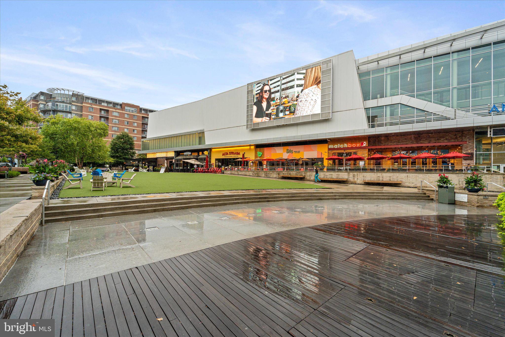 NEW PROVIDENCE VILLAGE - Residential