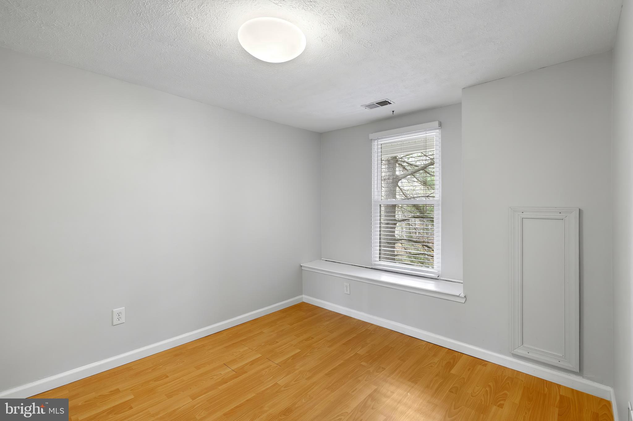 VILLAGE OF HICKORY RIDGE - Residential