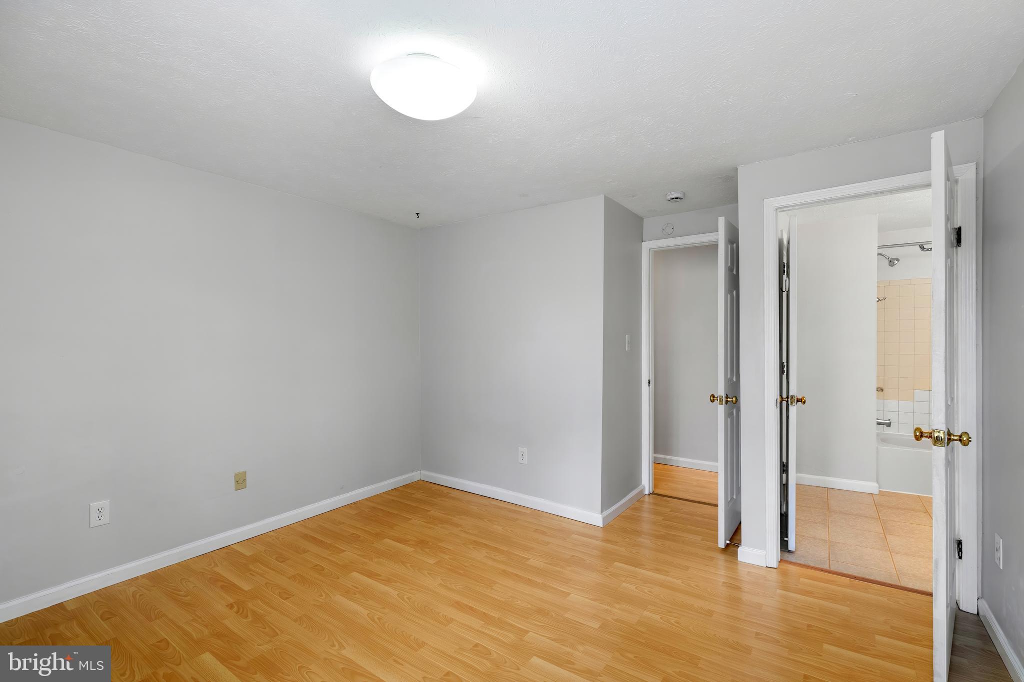 VILLAGE OF HICKORY RIDGE - Residential