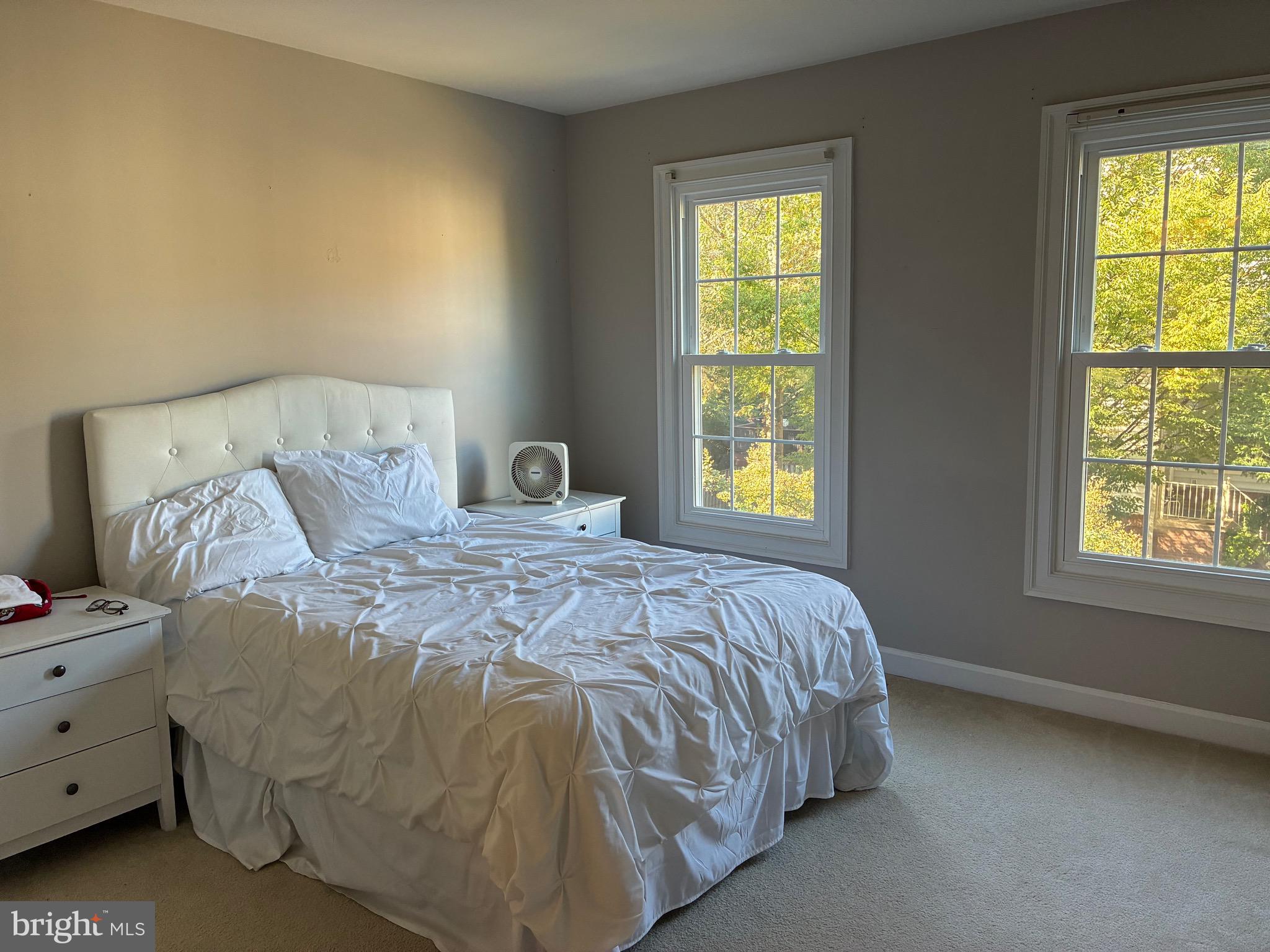 COUNTRY CREEK - Residential Lease