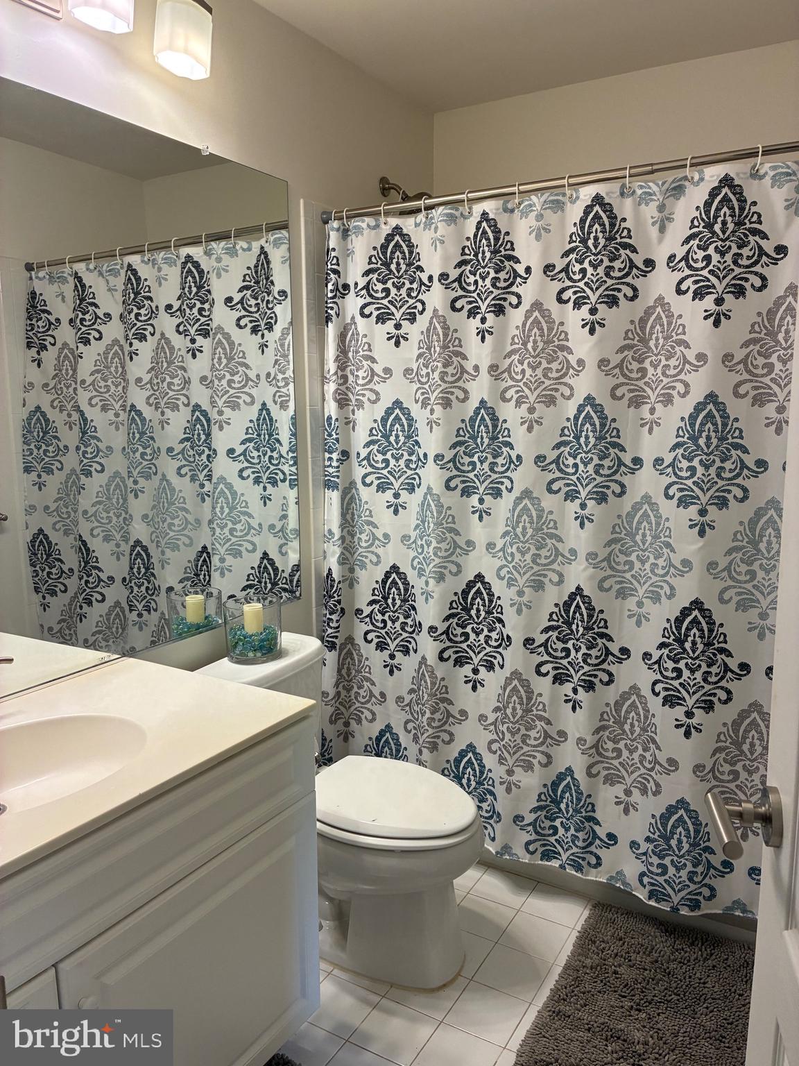 COUNTRY CREEK - Residential Lease