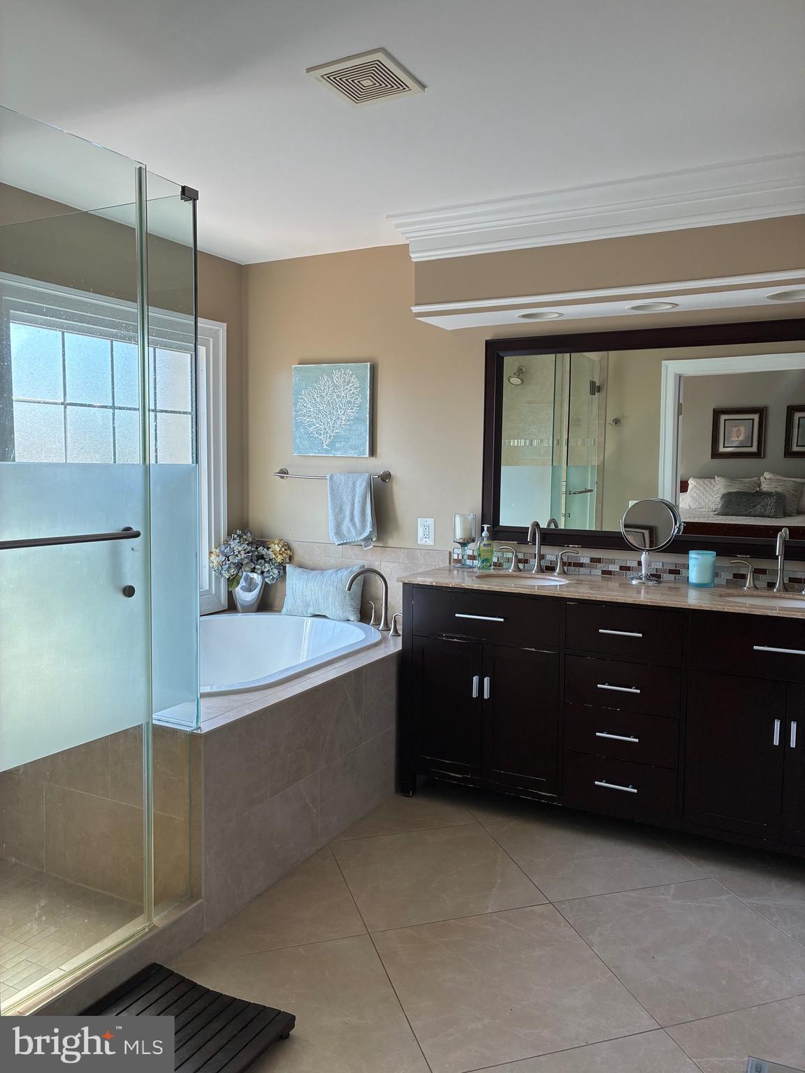 COUNTRY CREEK - Residential Lease