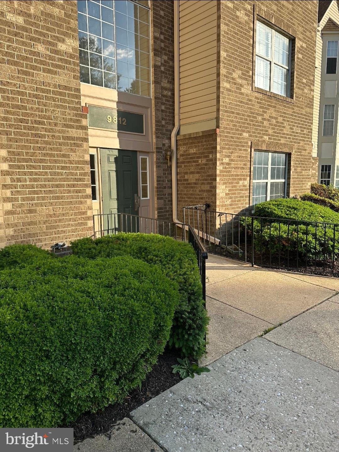 LAKE POINTE AT TOWN CENTER - Residential Lease