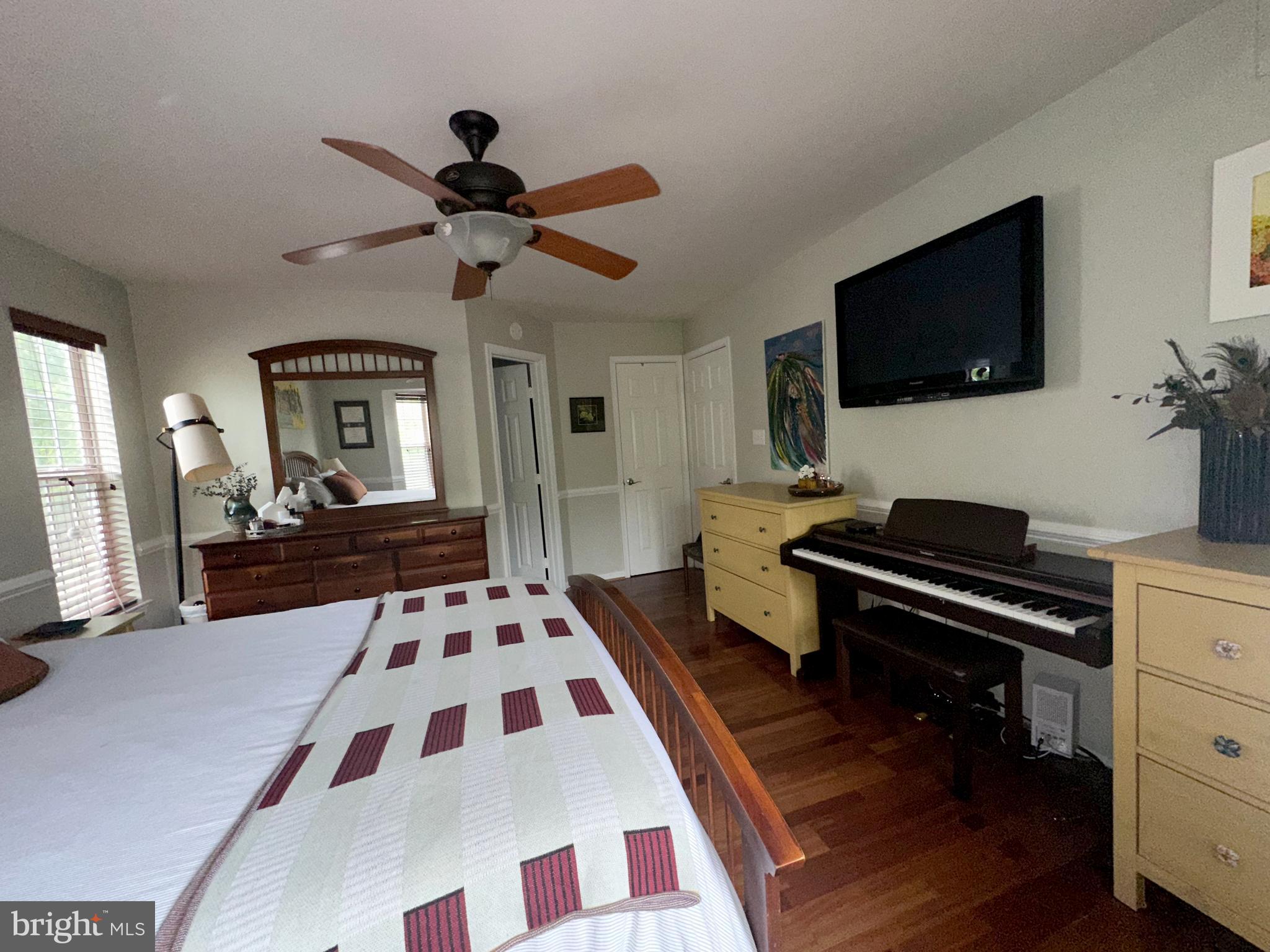 LAKE POINTE AT TOWN CENTER - Residential Lease