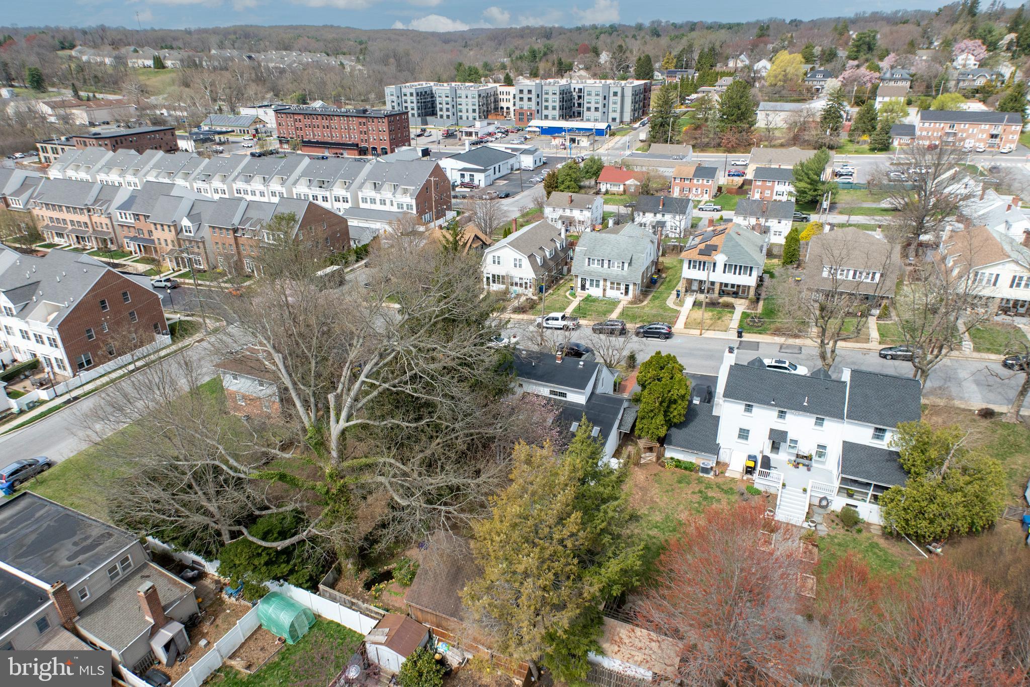 KENNETT SQ - Residential