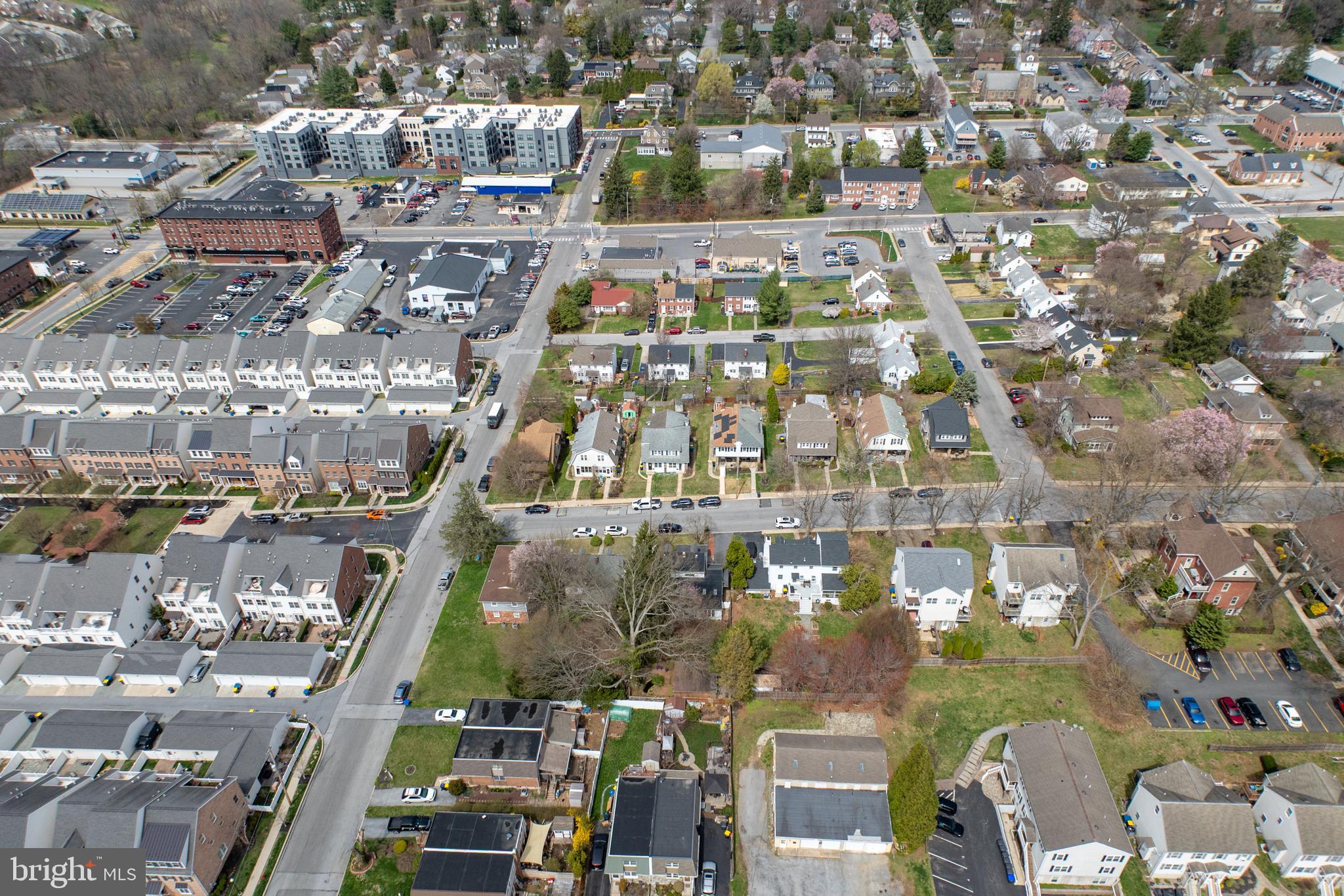 KENNETT SQ - Residential