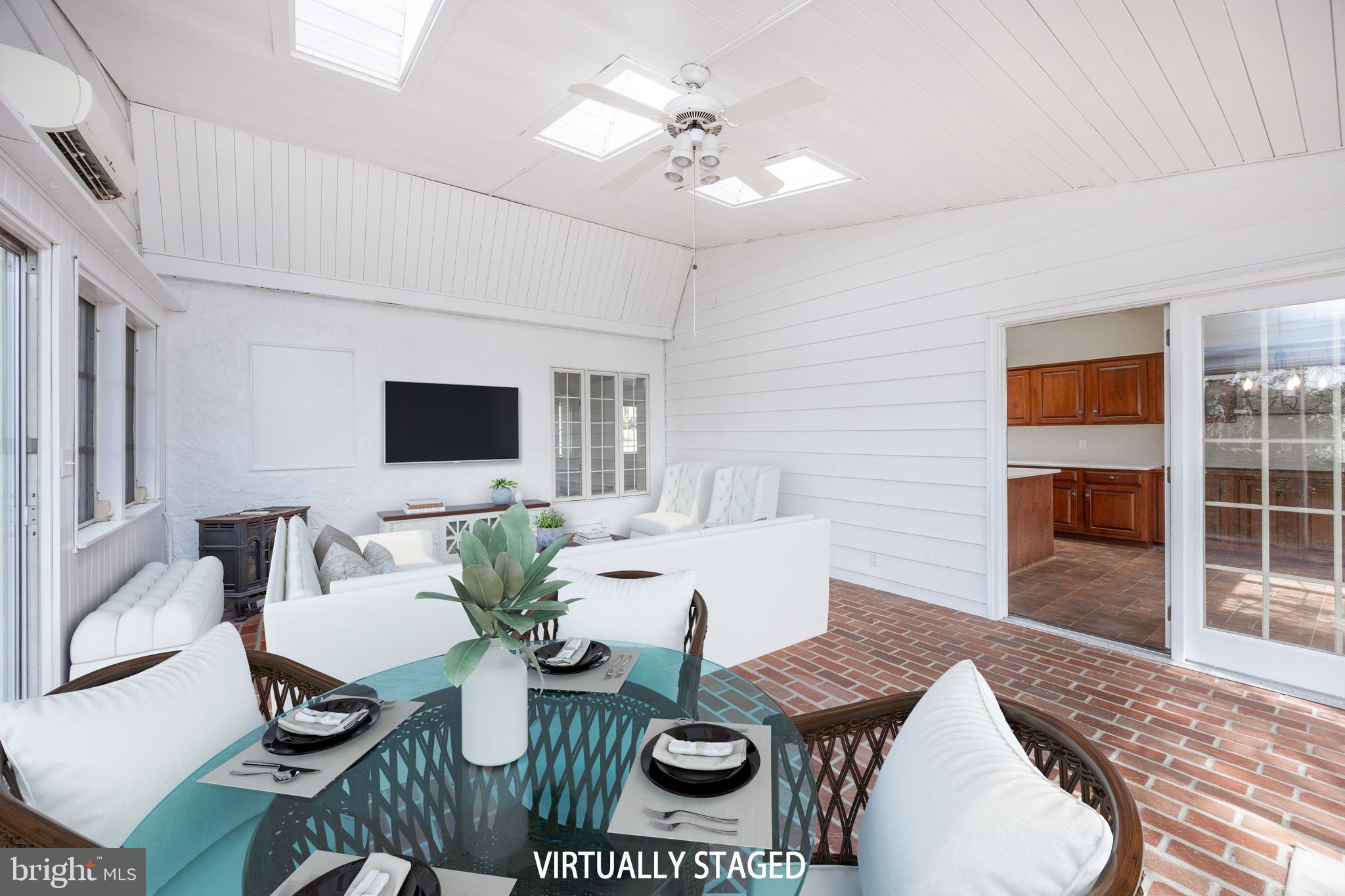 KENNETT SQ - Residential