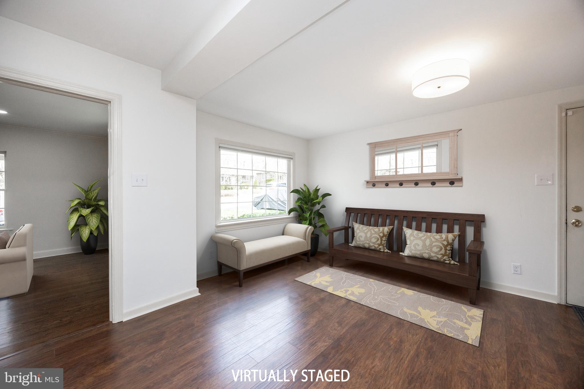 KENNETT SQ - Residential