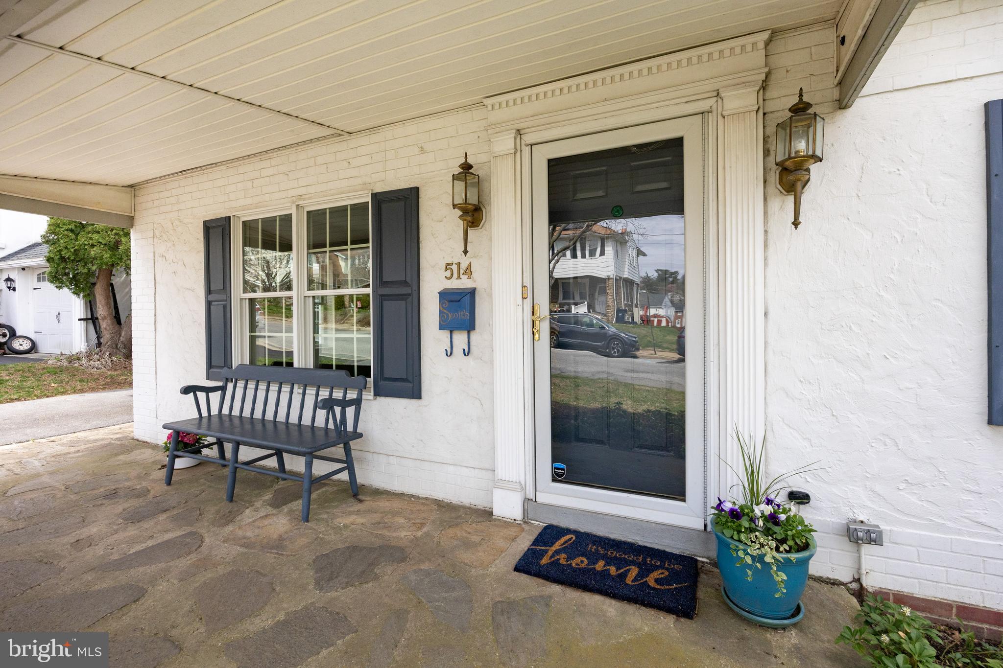 KENNETT SQ - Residential