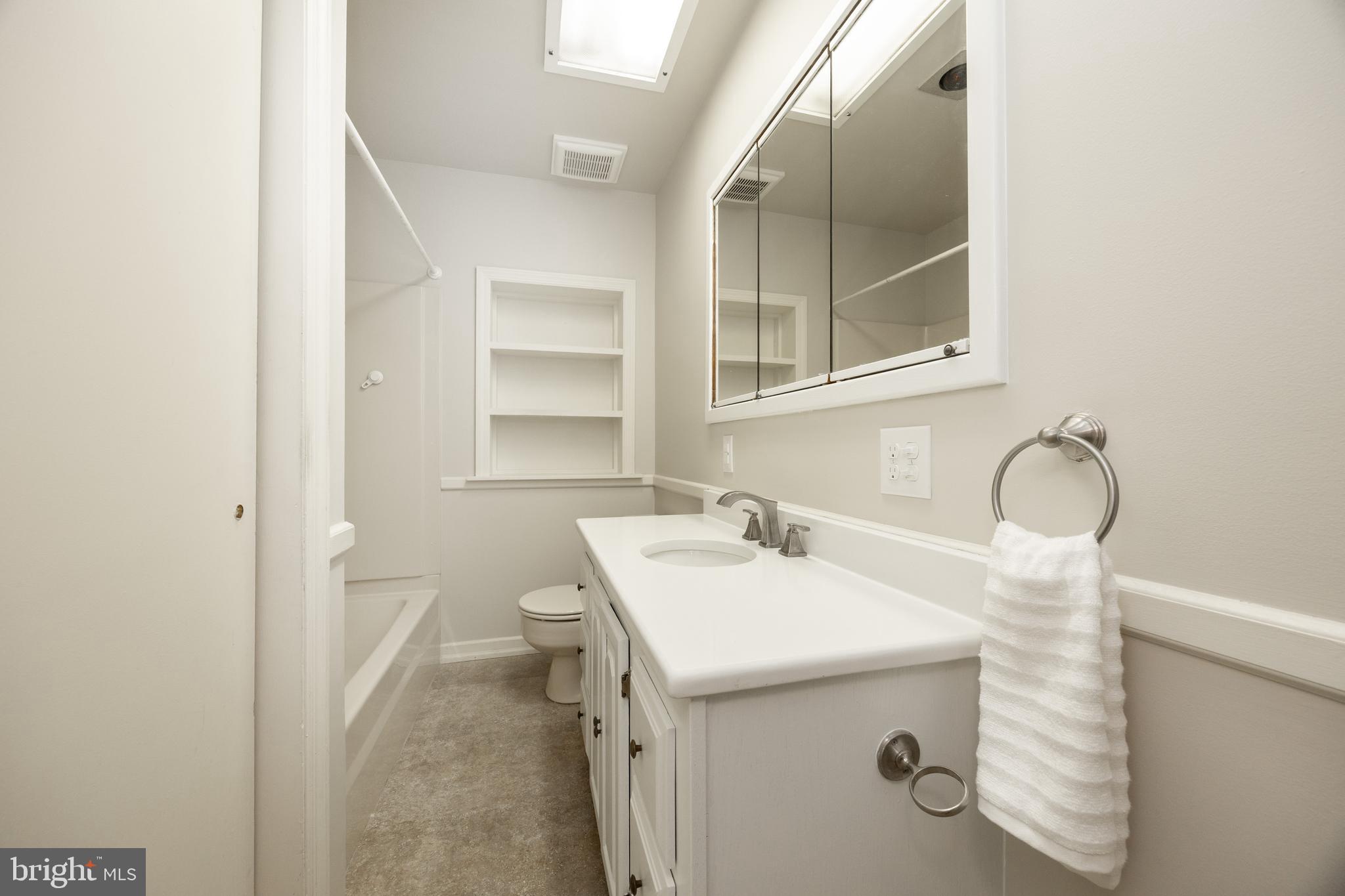 KENNETT SQ - Residential