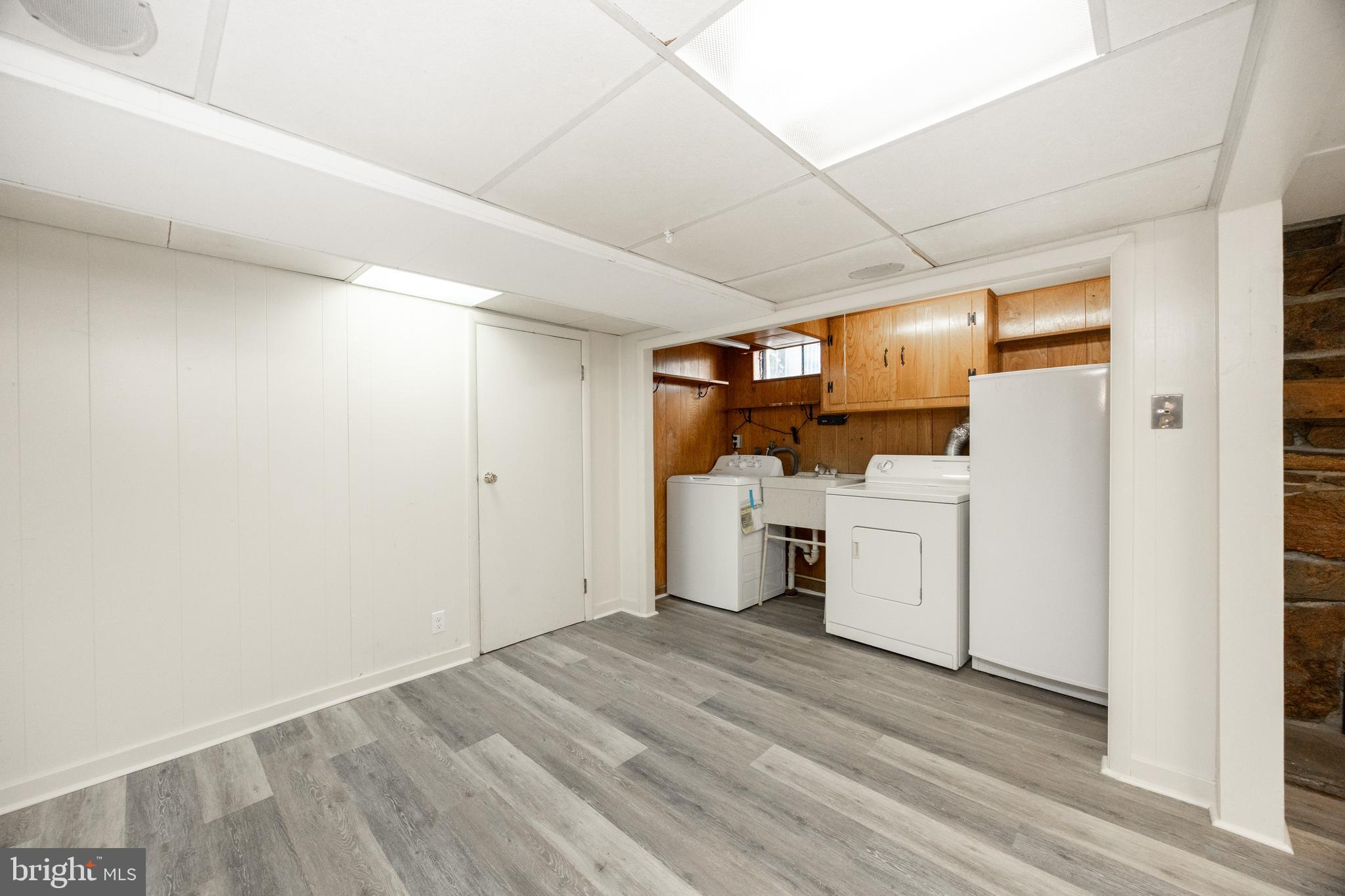 KENNETT SQ - Residential