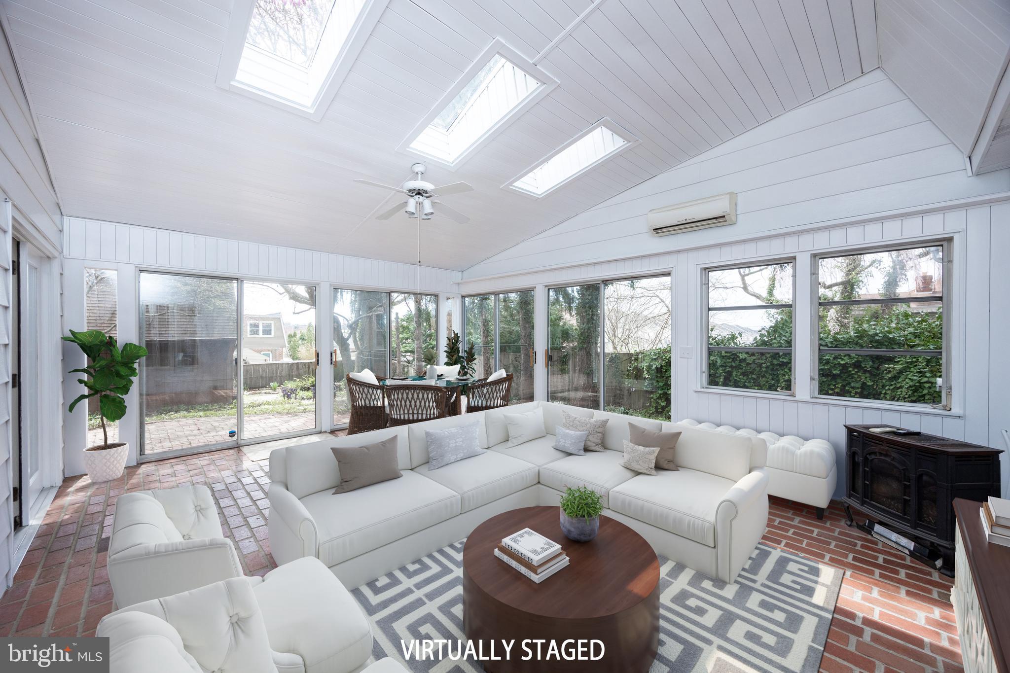 KENNETT SQ - Residential