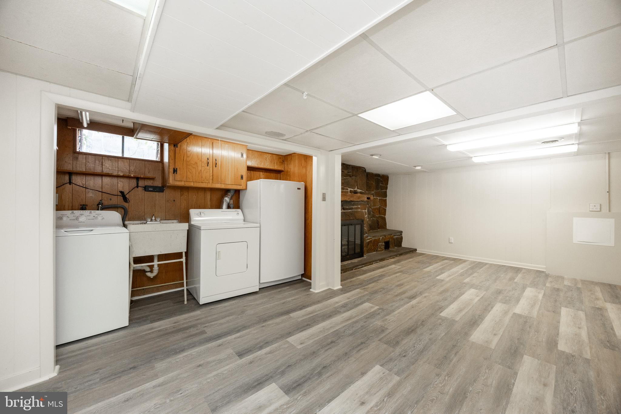 KENNETT SQ - Residential