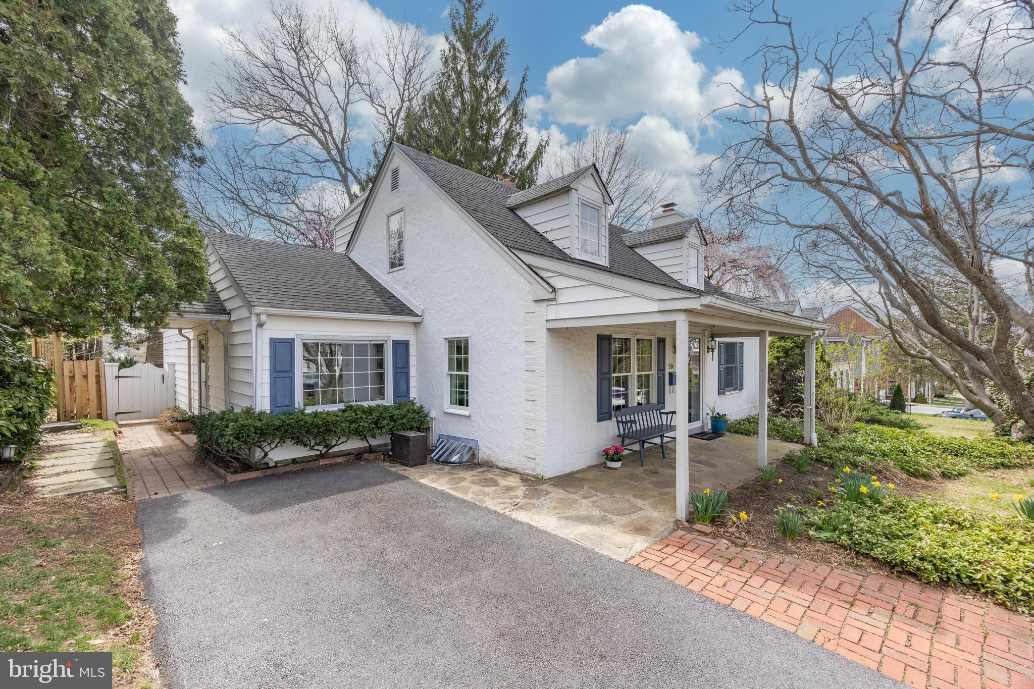 KENNETT SQ - Residential