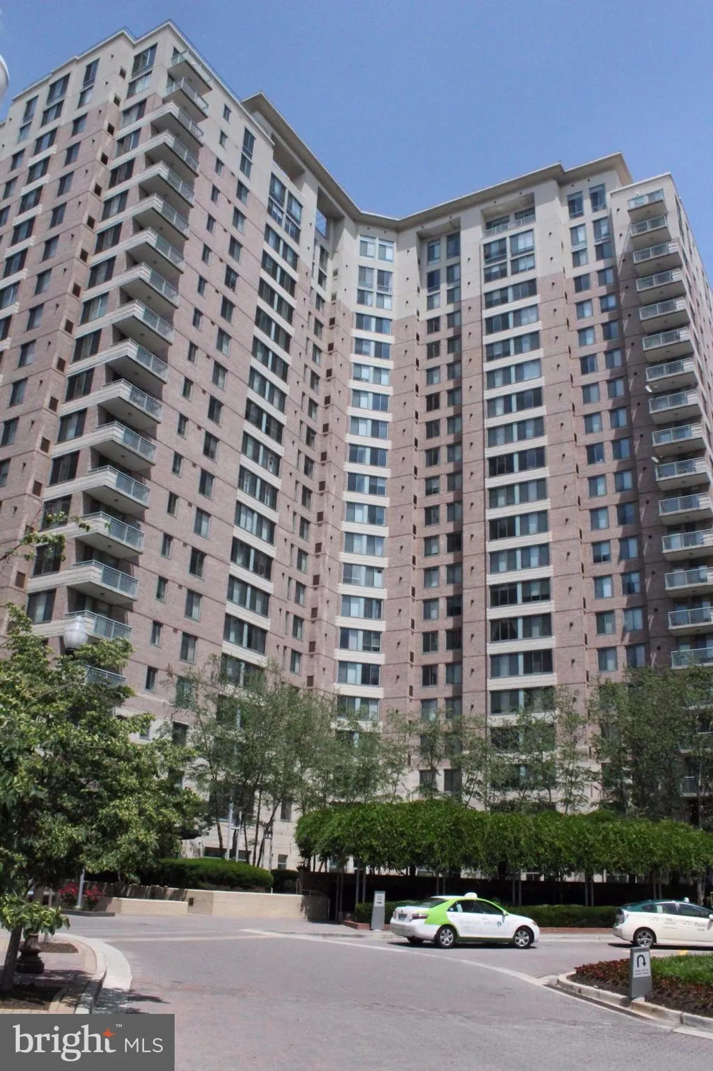 851 Glebe Road Unit 2011, Arlington, VA 22203