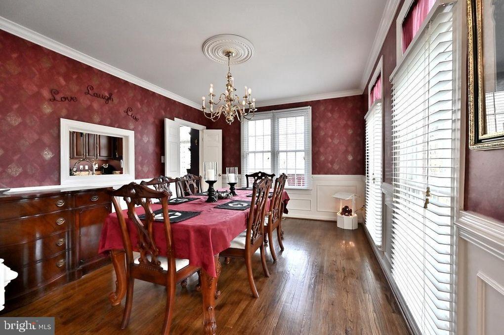 POTTERS GLEN - Residential Lease