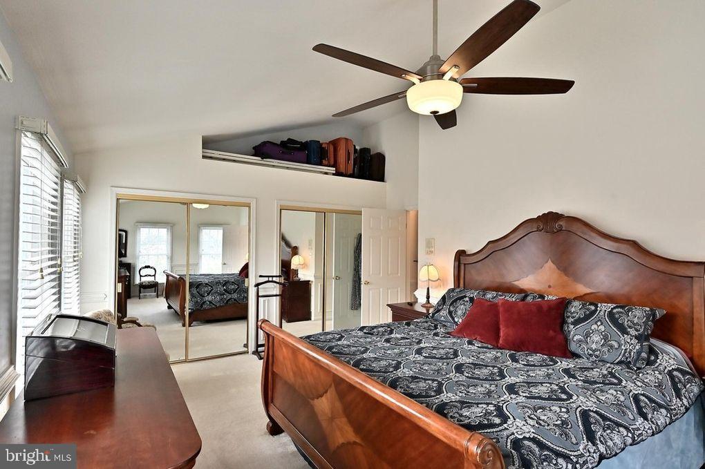 POTTERS GLEN - Residential Lease