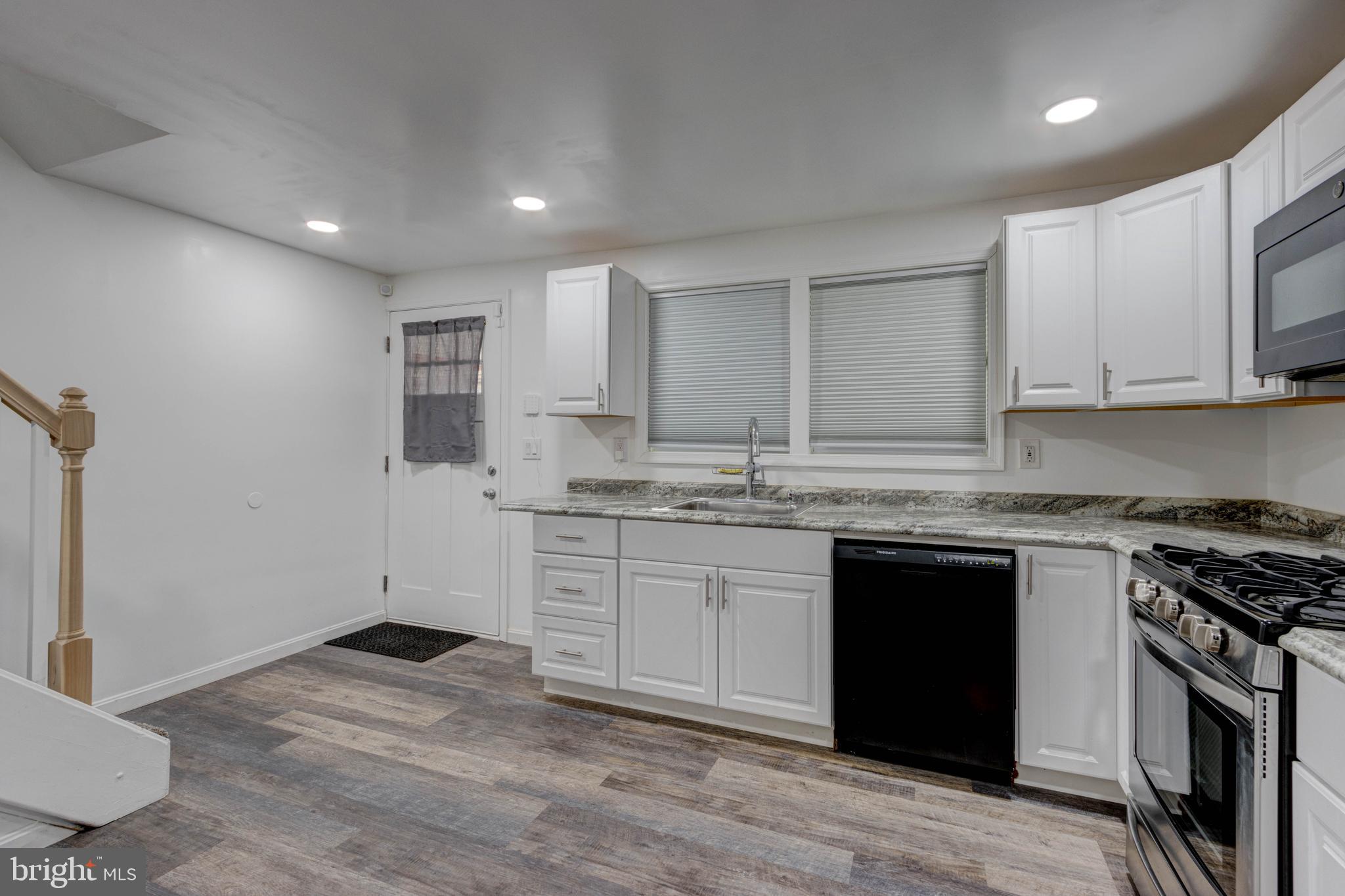 RIVERVIEW - Residential