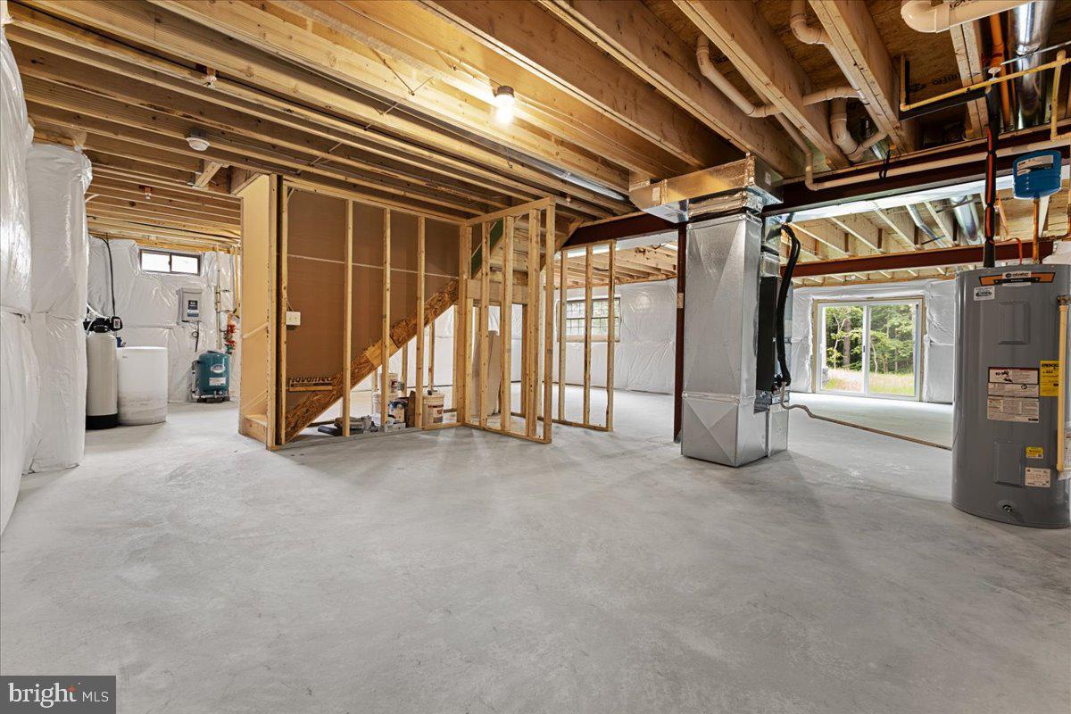 ELVATON ACRES - Residential