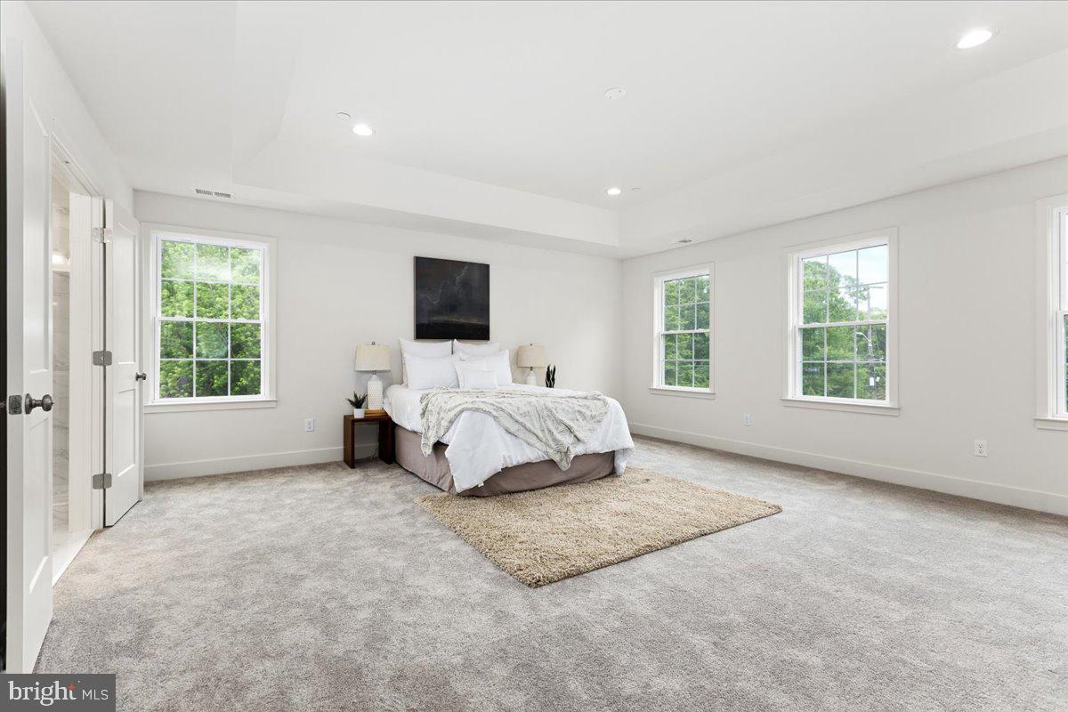 ELVATON ACRES - Residential