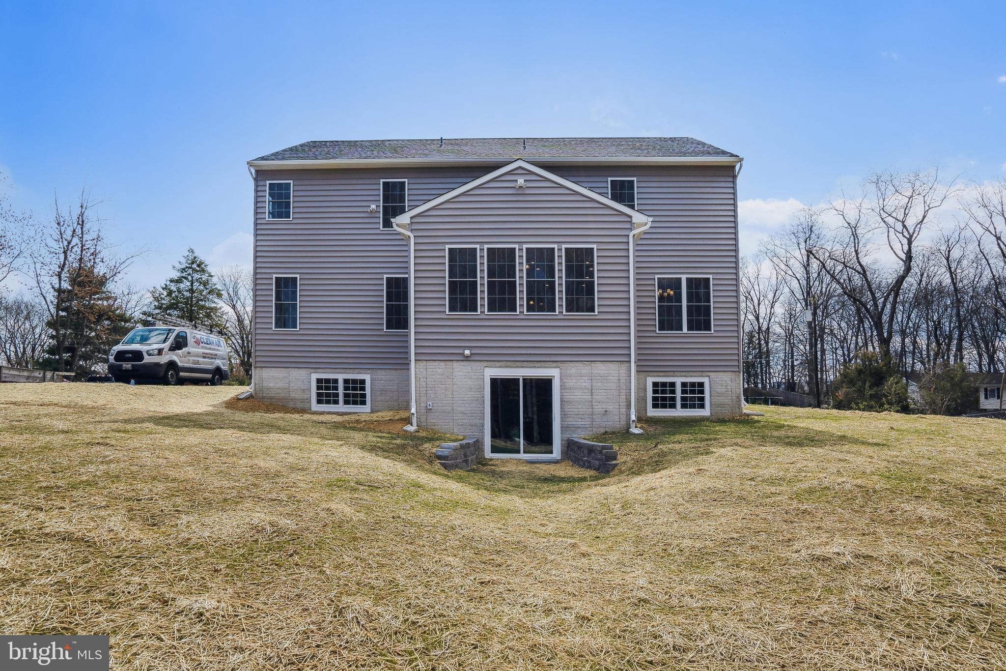 ELVATON ACRES - Residential