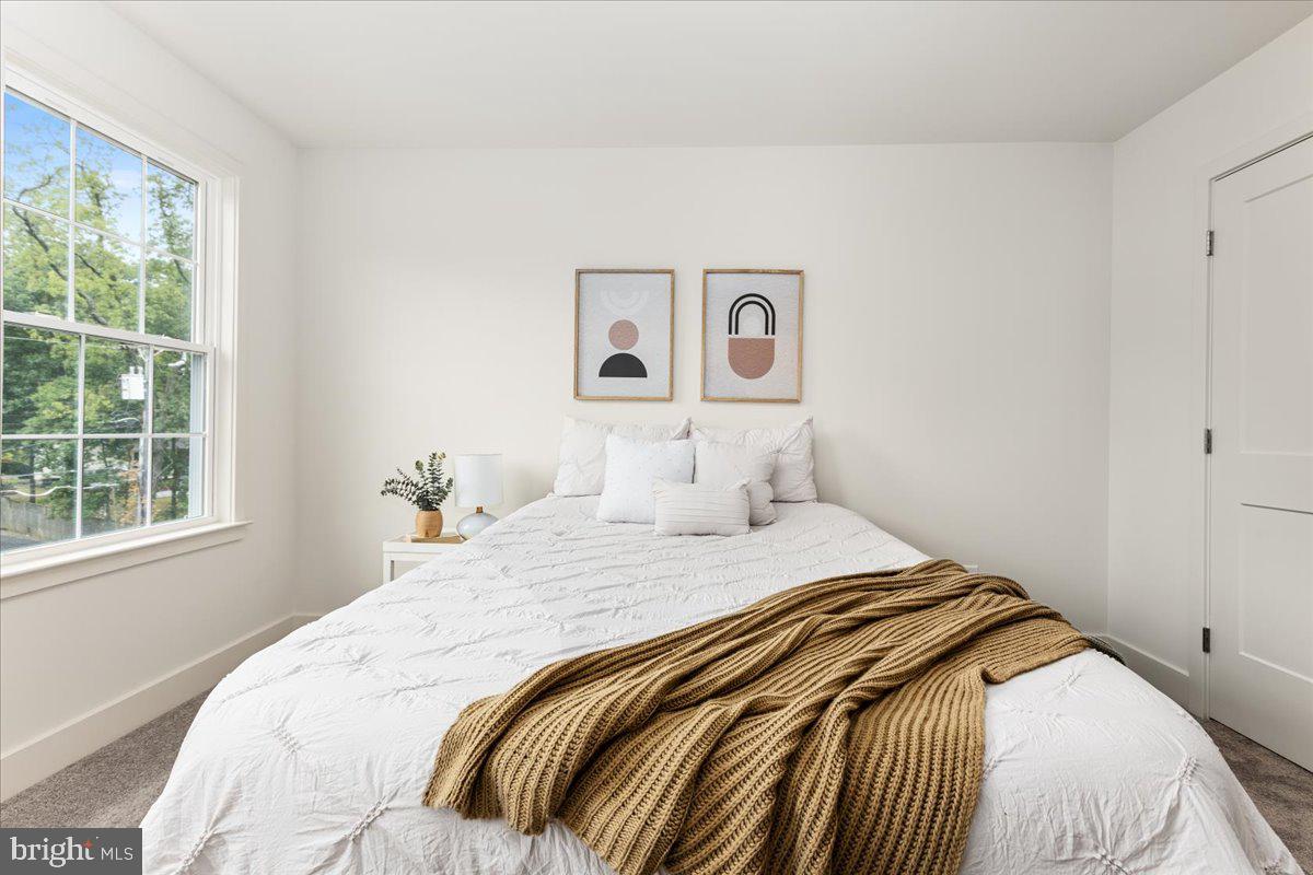 ELVATON ACRES - Residential