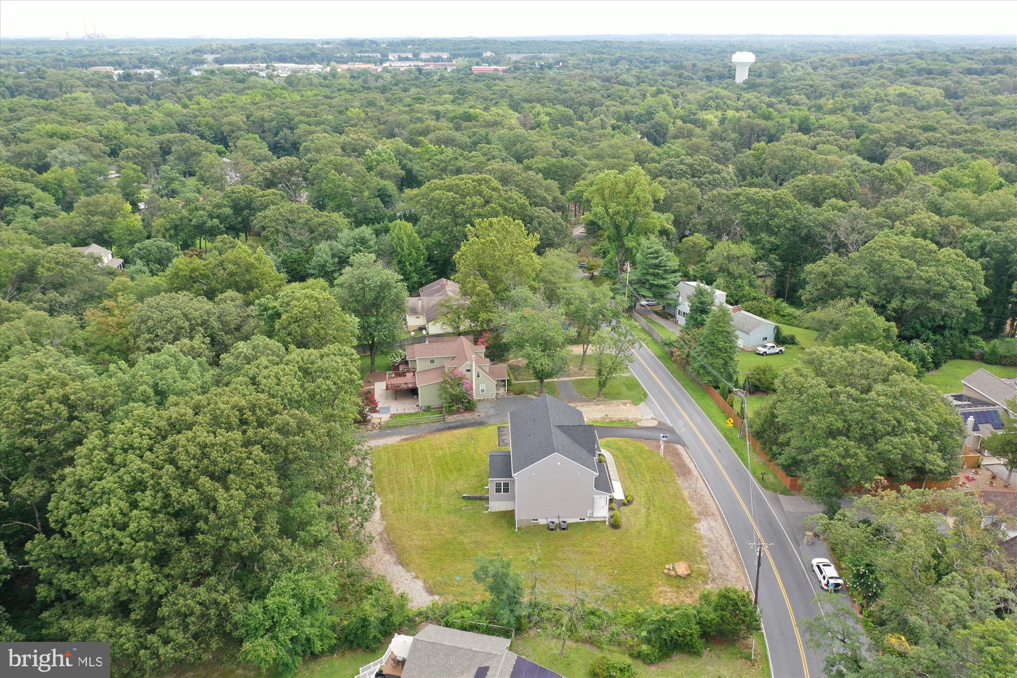 ELVATON ACRES - Residential