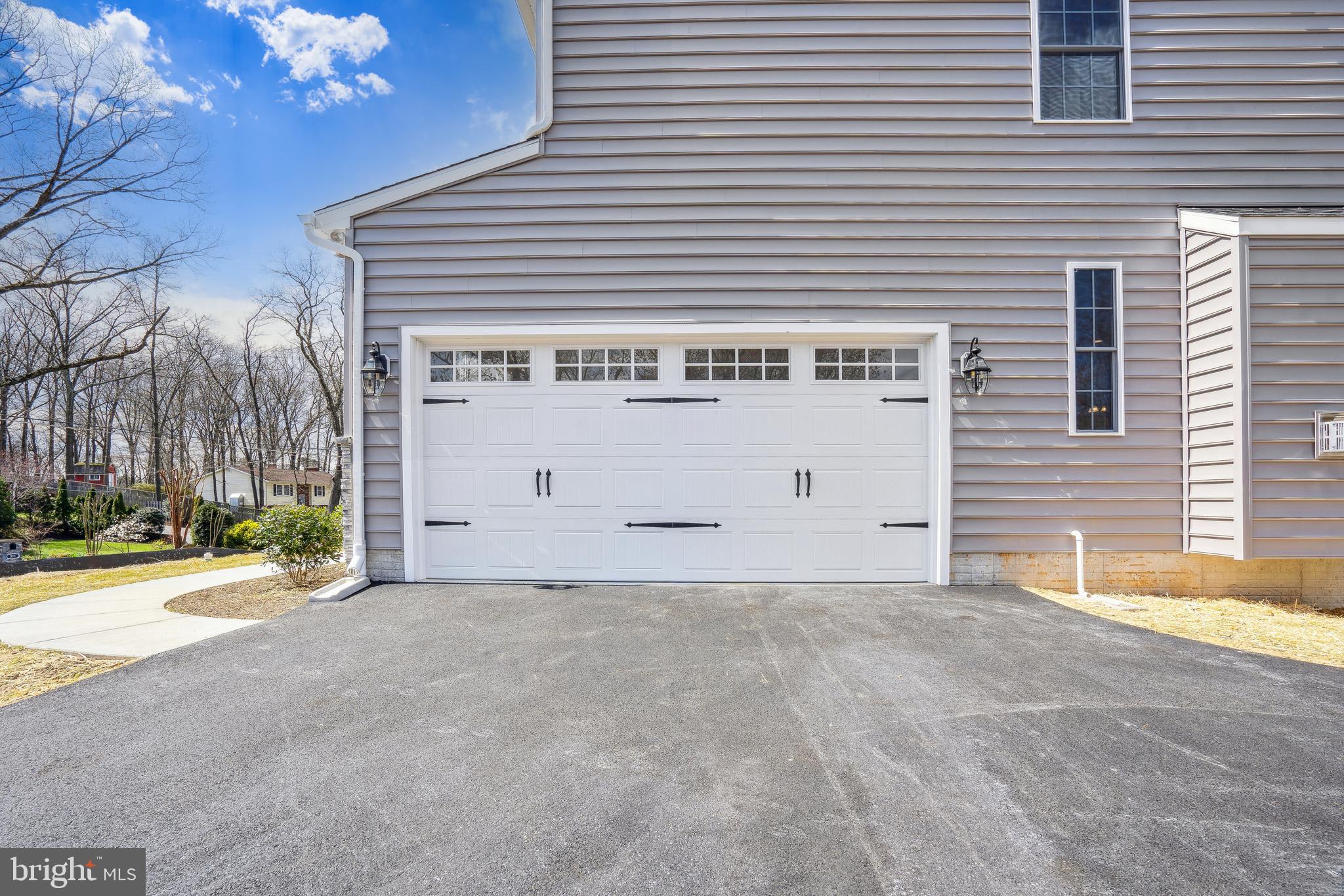 ELVATON ACRES - Residential