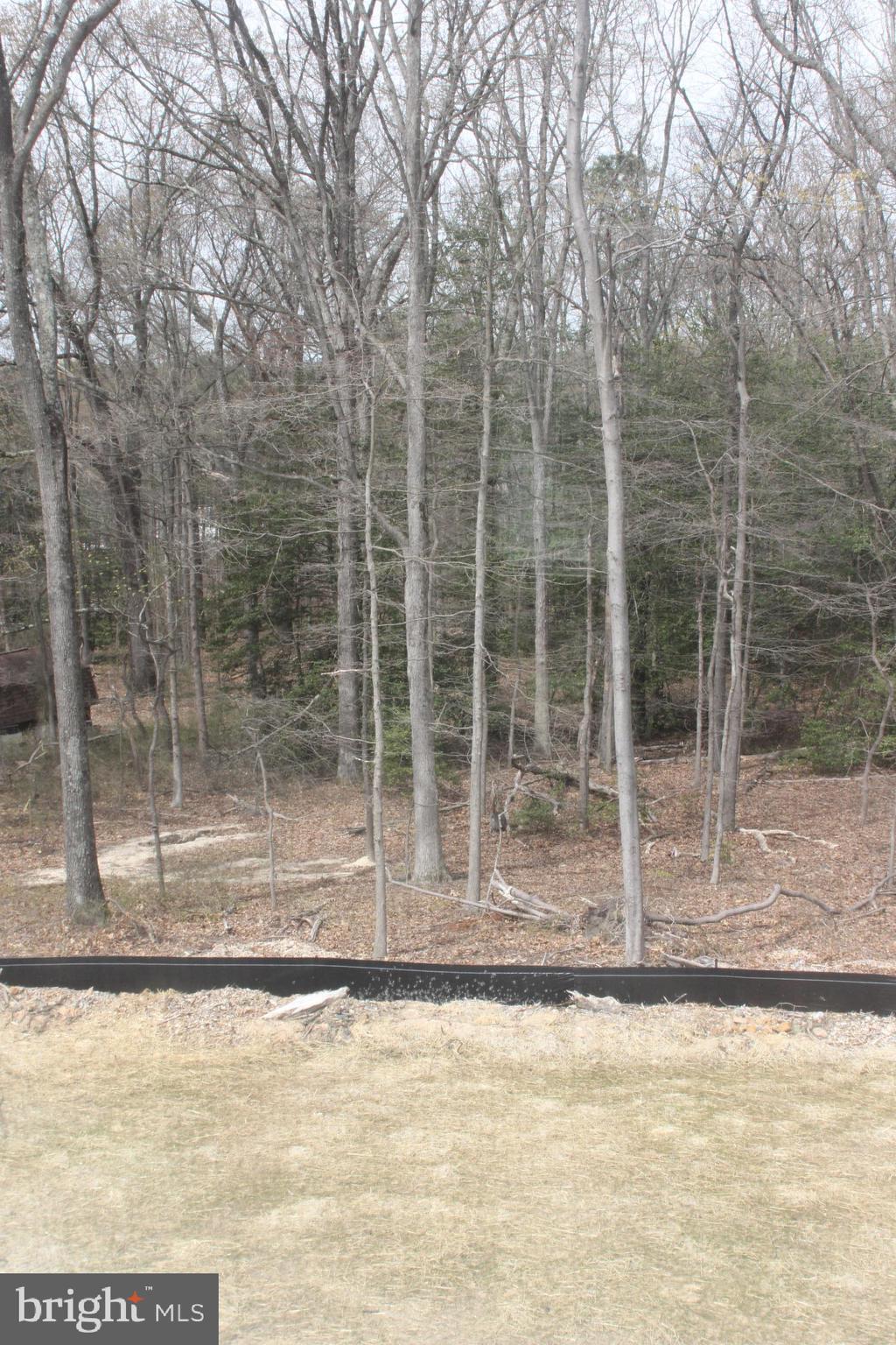 ELVATON ACRES - Residential