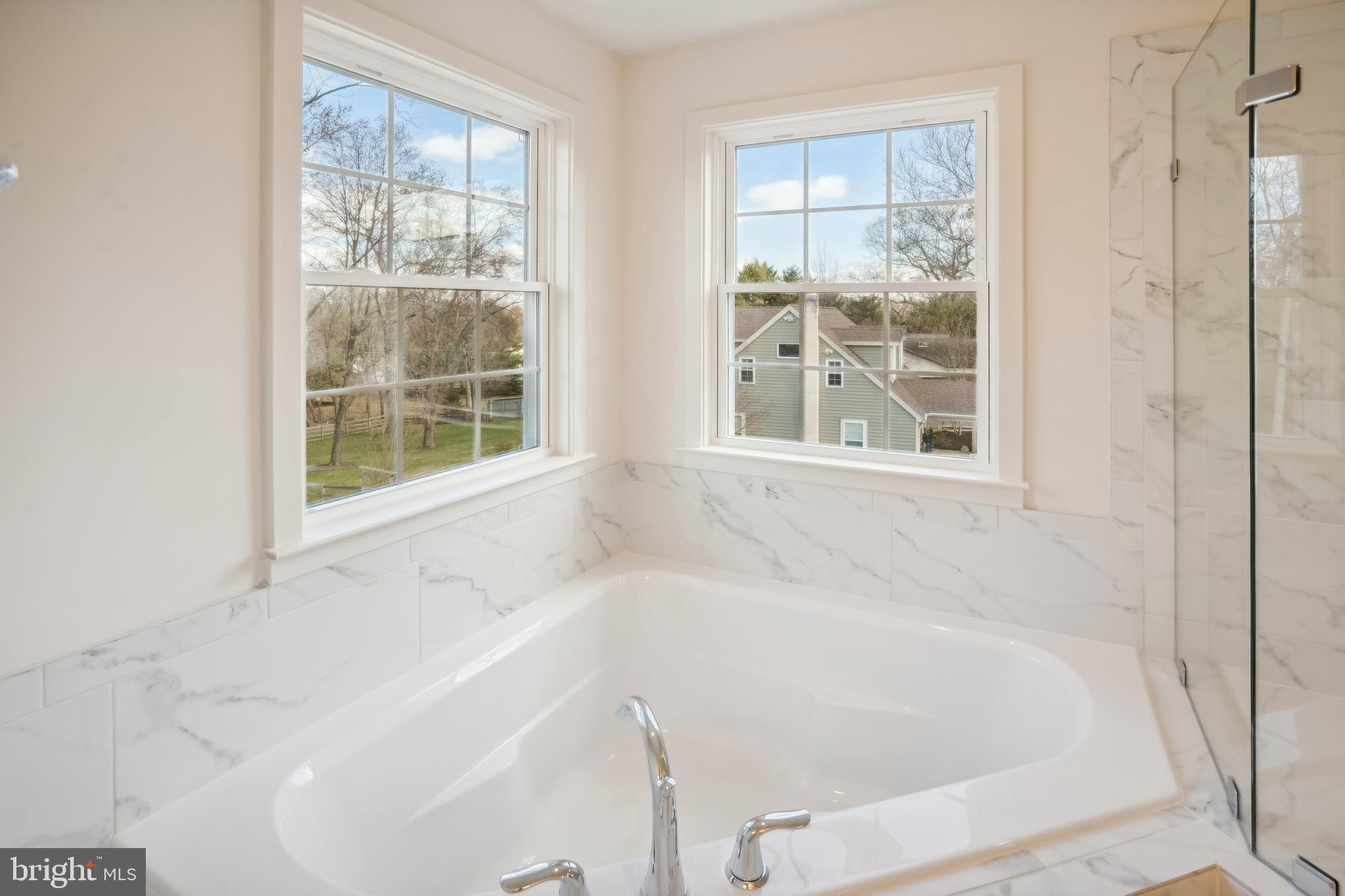 ELVATON ACRES - Residential