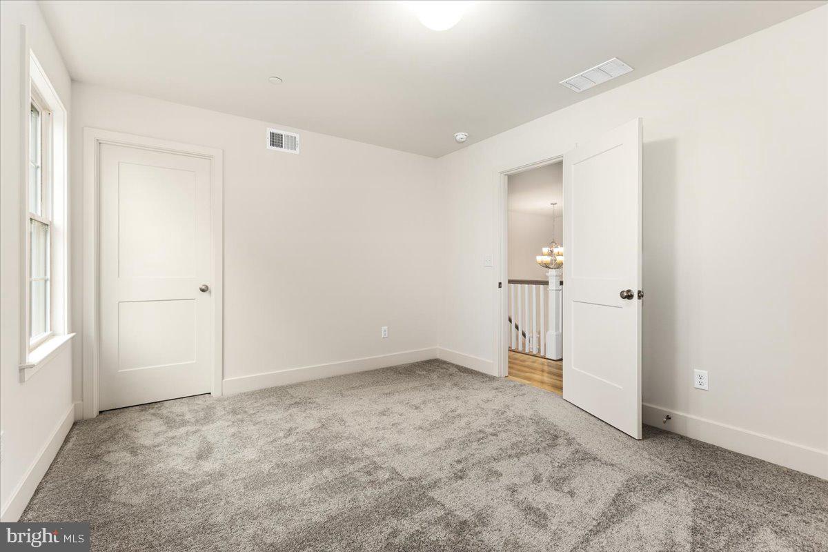 ELVATON ACRES - Residential