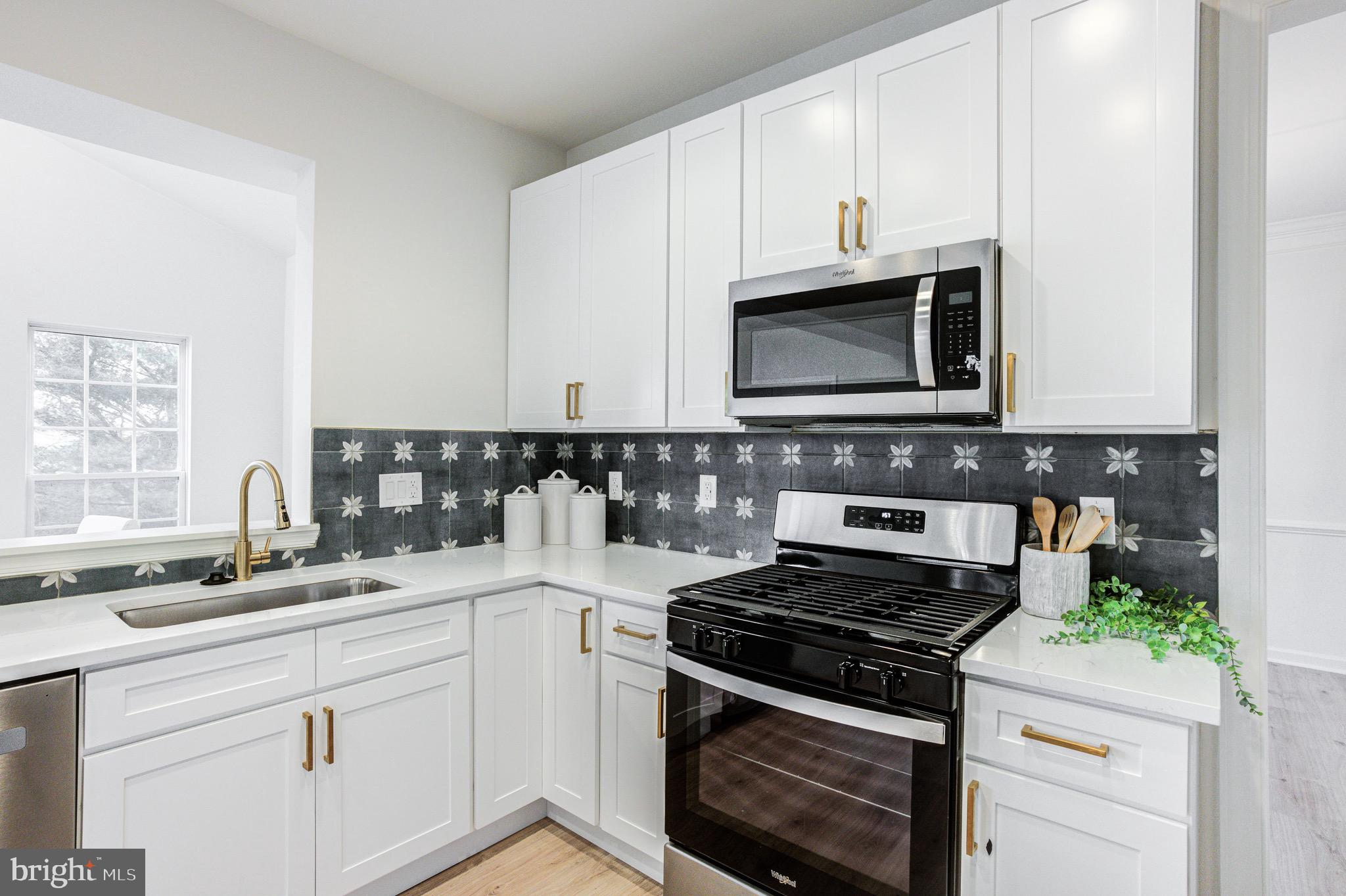 GLENBROOK - Residential