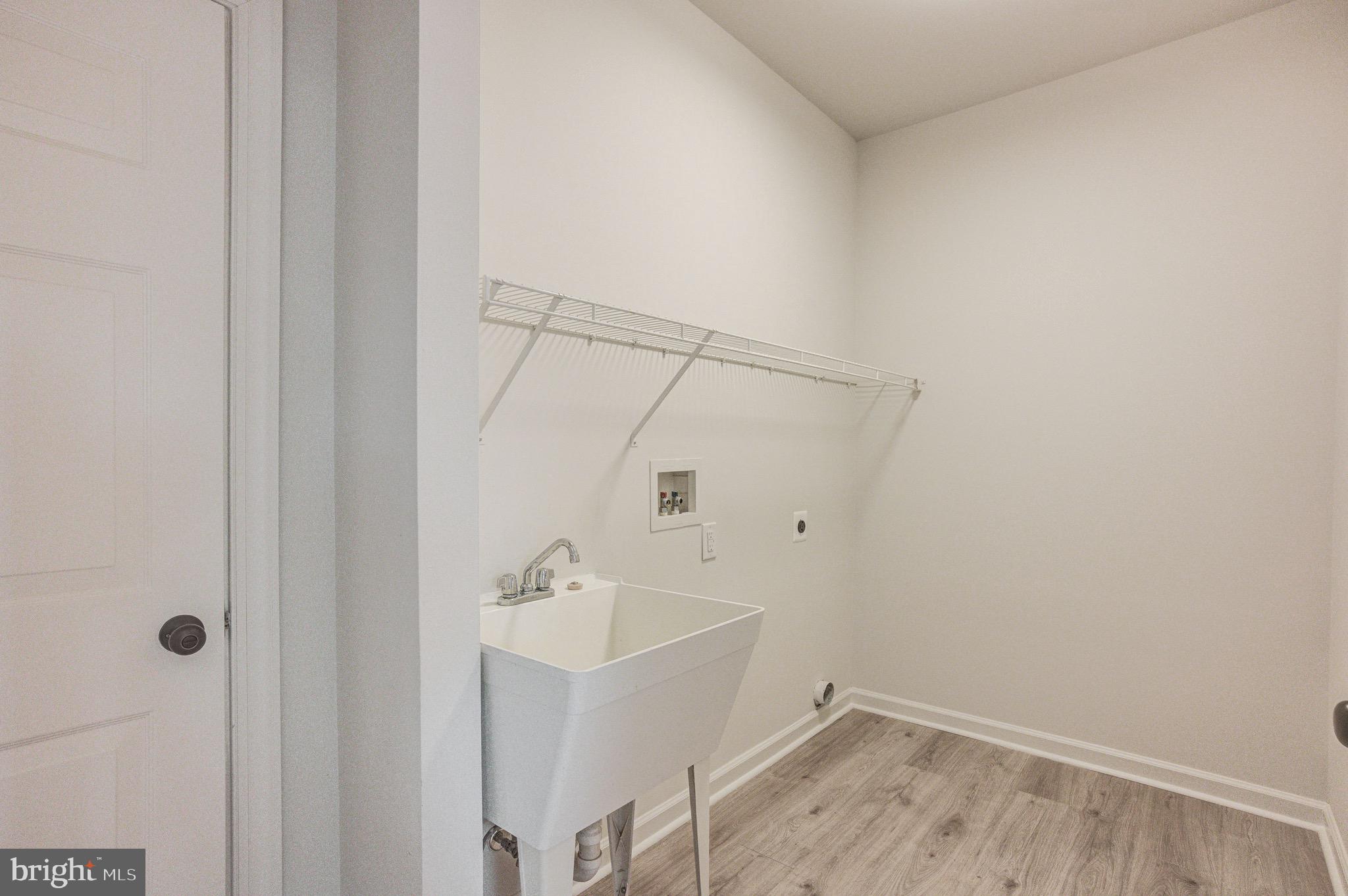 GLENBROOK - Residential