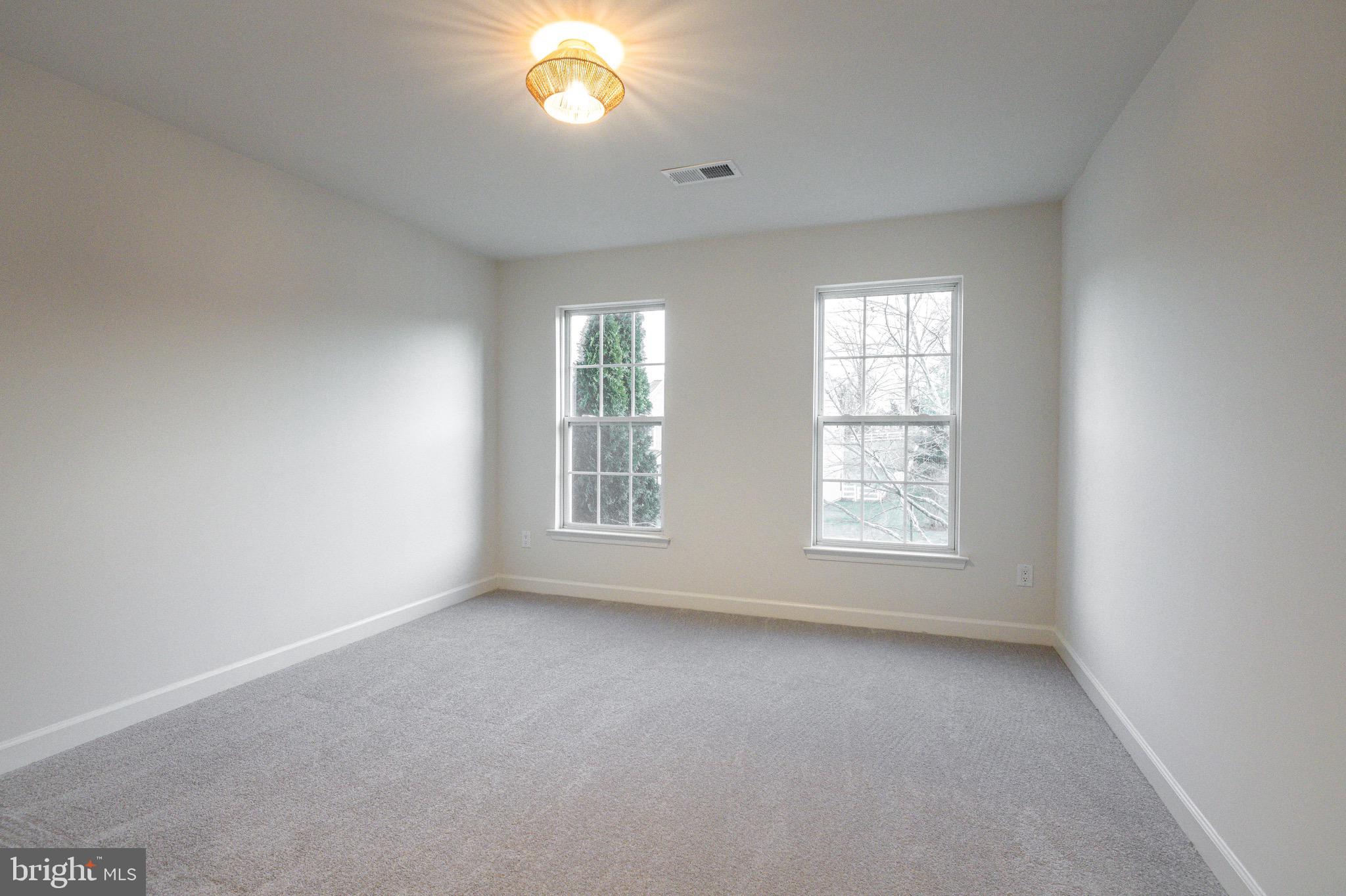 GLENBROOK - Residential