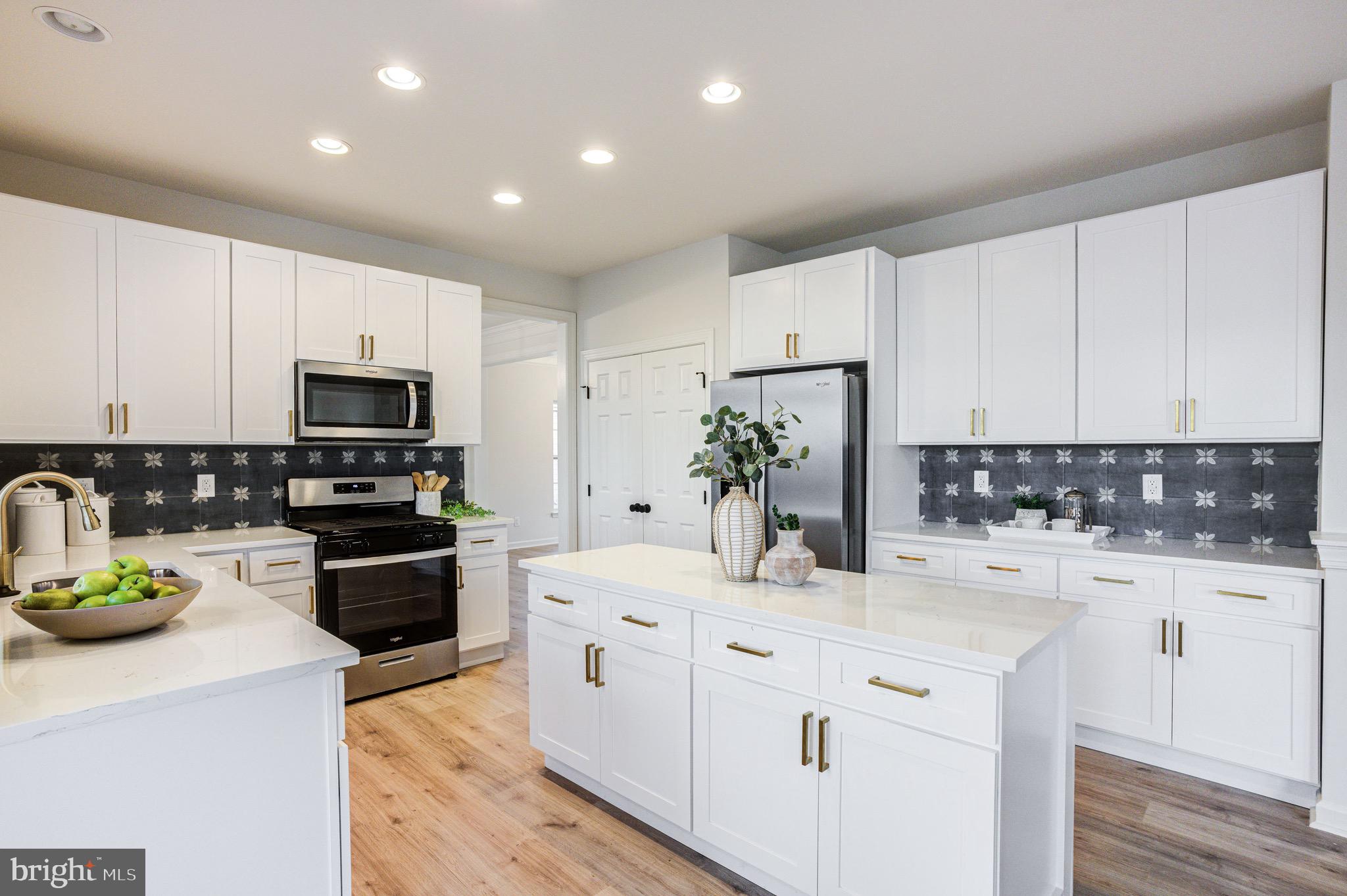 GLENBROOK - Residential