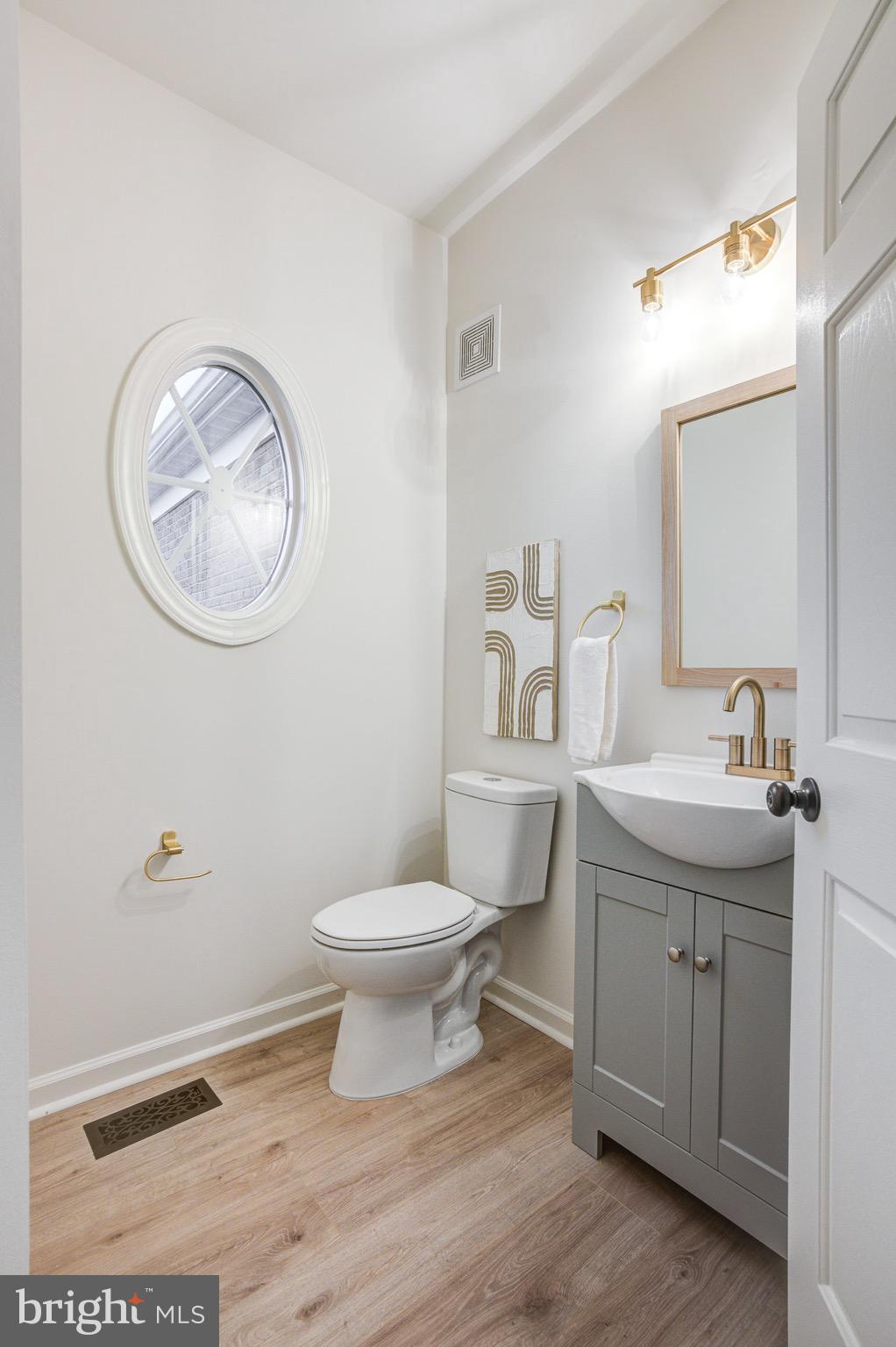 GLENBROOK - Residential