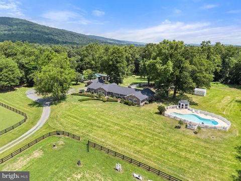 20269 TRAPPE ROAD BLUEMONT VA 20135