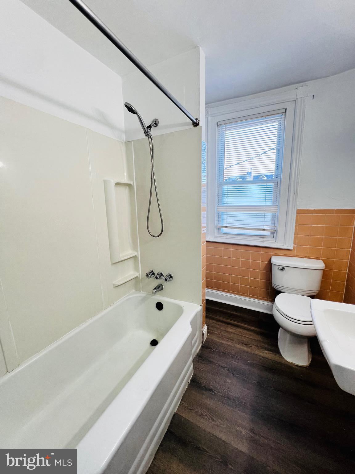 CHELTENHAM - Residential Lease