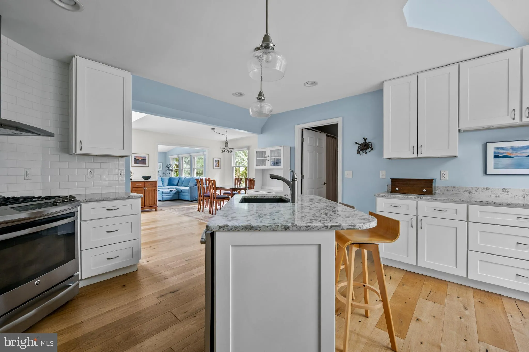 Rehoboth Beach, Delaware 19971, United States, 4 Bedrooms Bedrooms, ,3 BathroomsBathrooms,Residential,Pending,208951