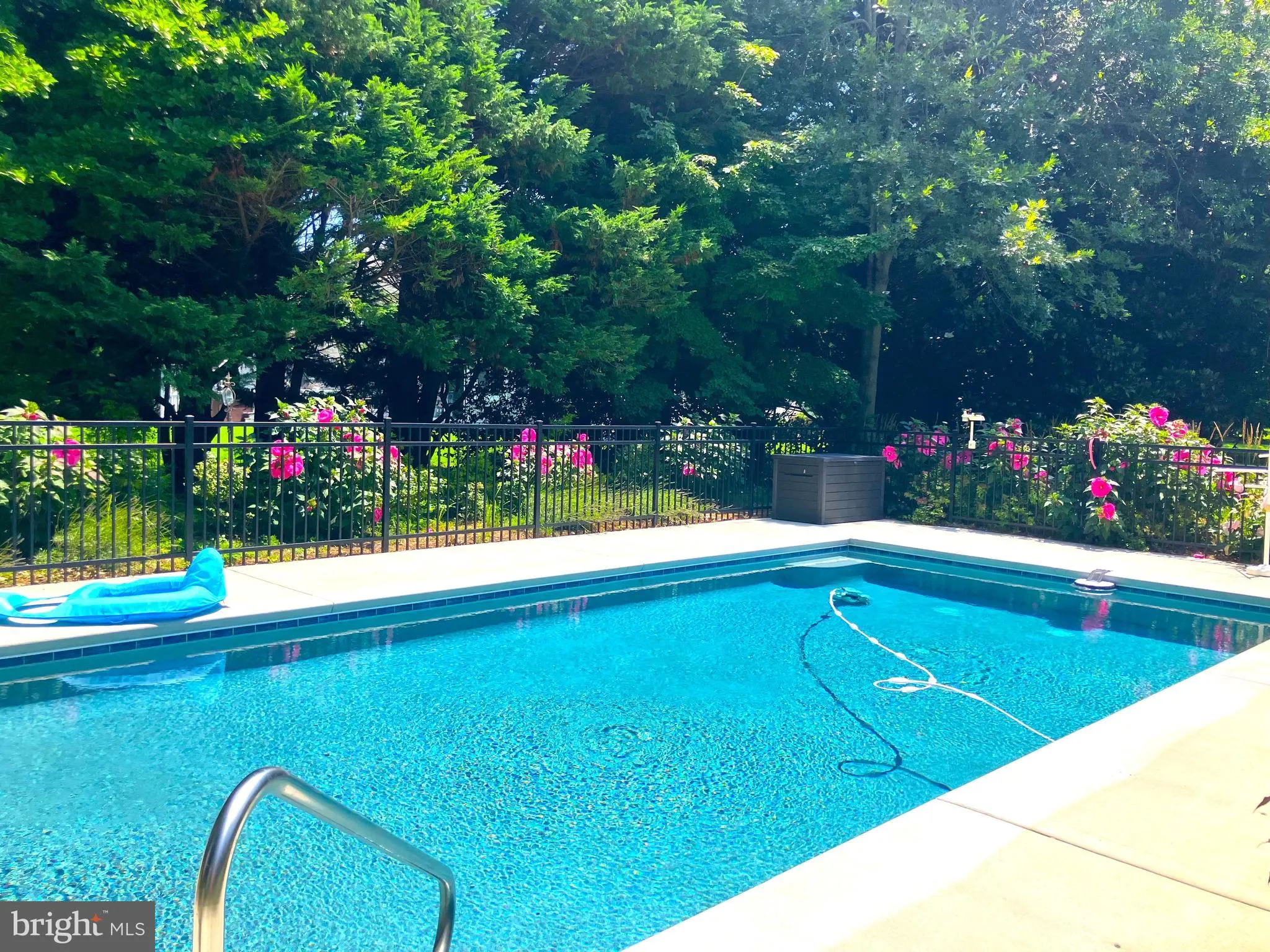 Rehoboth Beach, Delaware 19971, United States, 4 Bedrooms Bedrooms, ,3 BathroomsBathrooms,Residential,Pending,208951